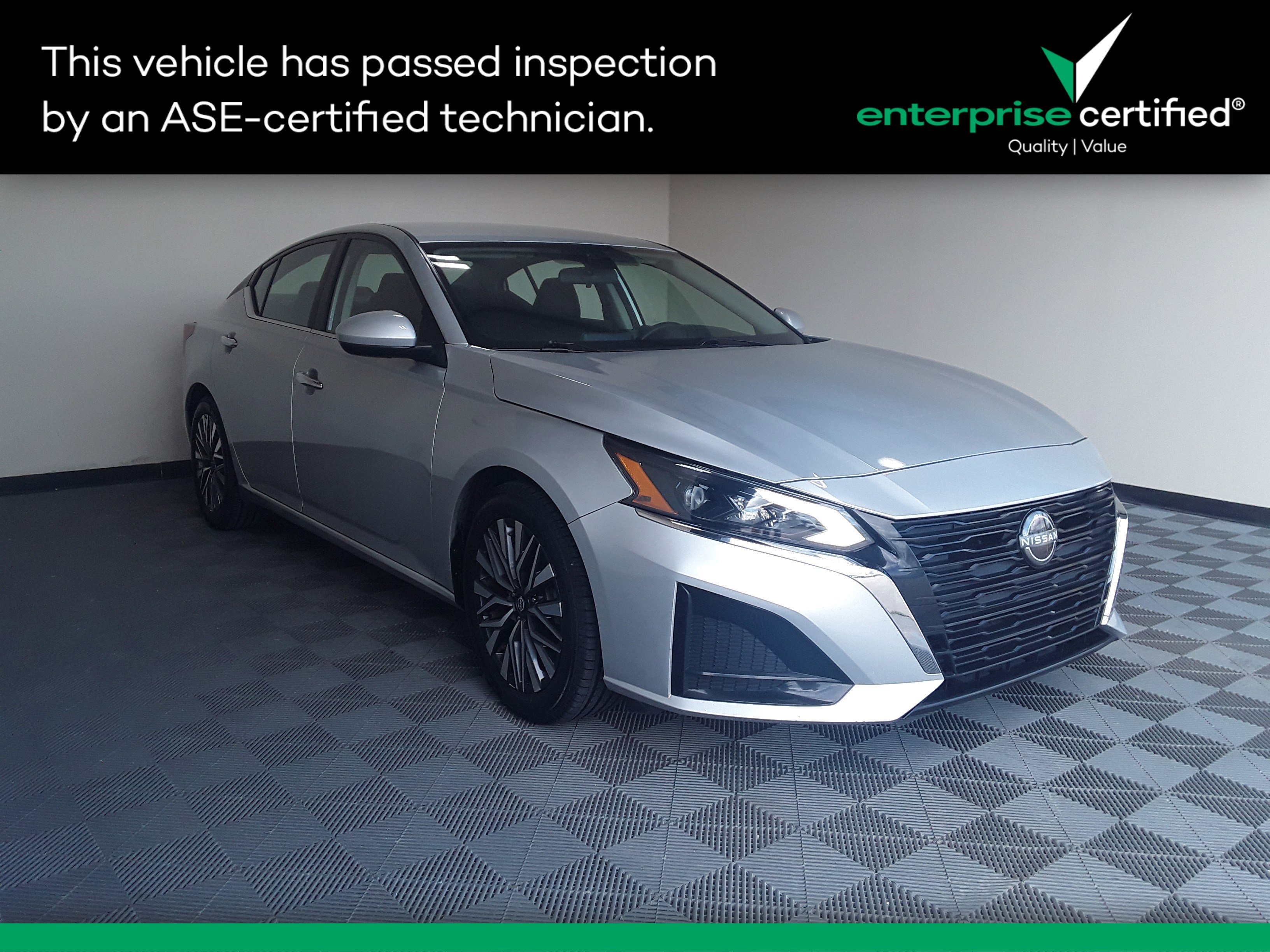 2023 Nissan Altima SV