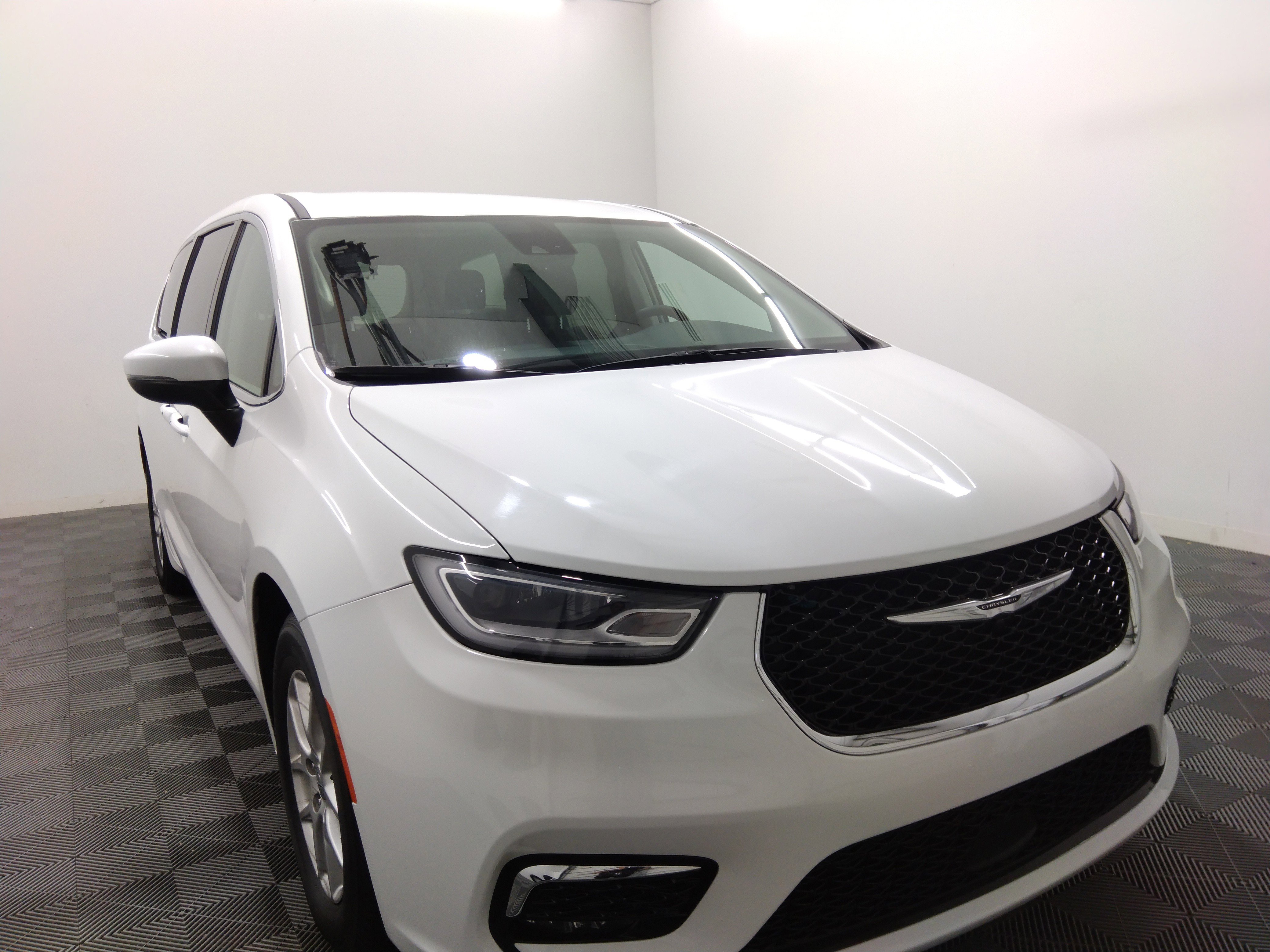 2023 Chrysler Pacifica Touring L FWD
