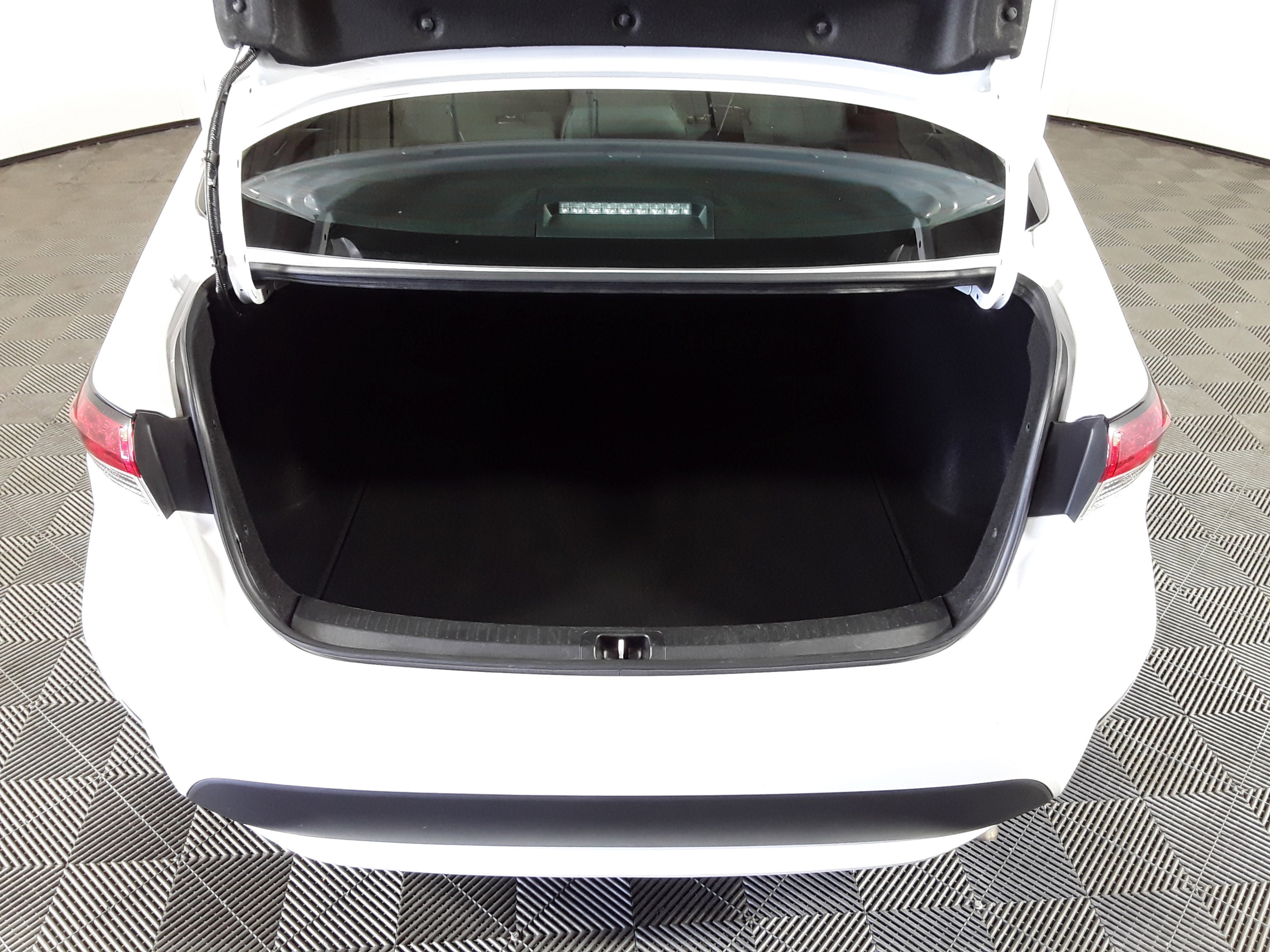 Image 5 of Used 2022 Toyota Corolla LE CVT