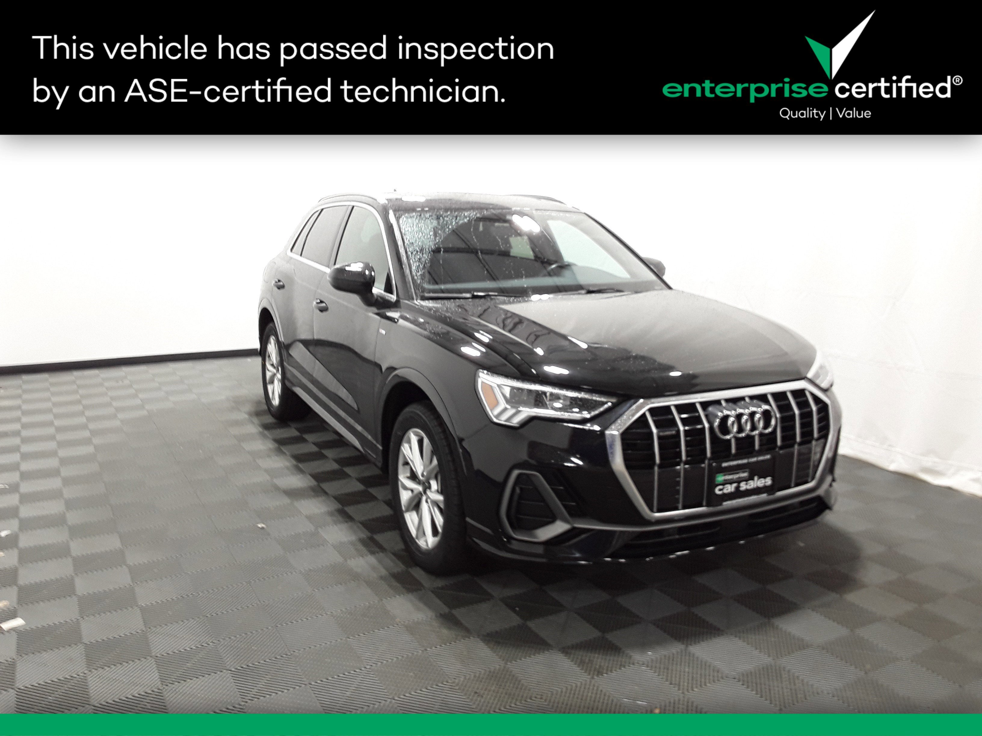 2023 Audi Q3 S line Premium 45 TFSI quattro