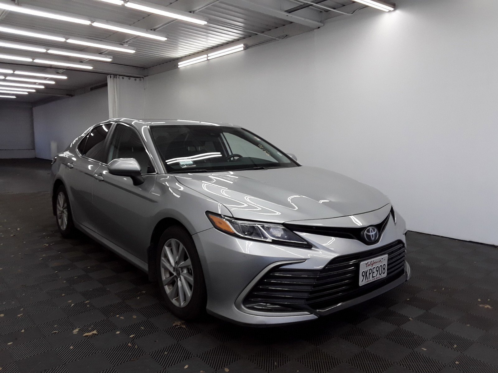 2023 Toyota Camry LE Auto