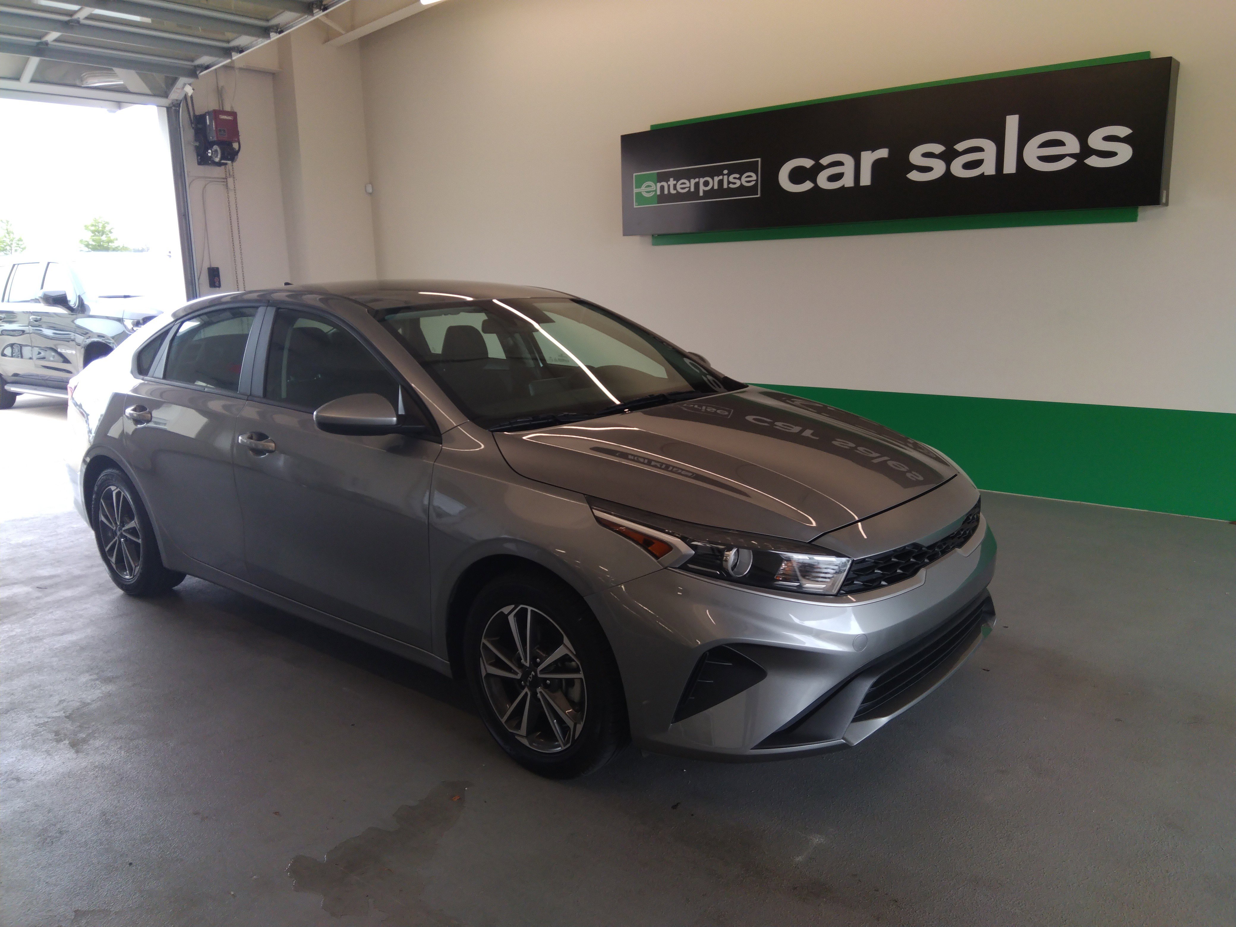 2023 Kia Forte LXS IVT