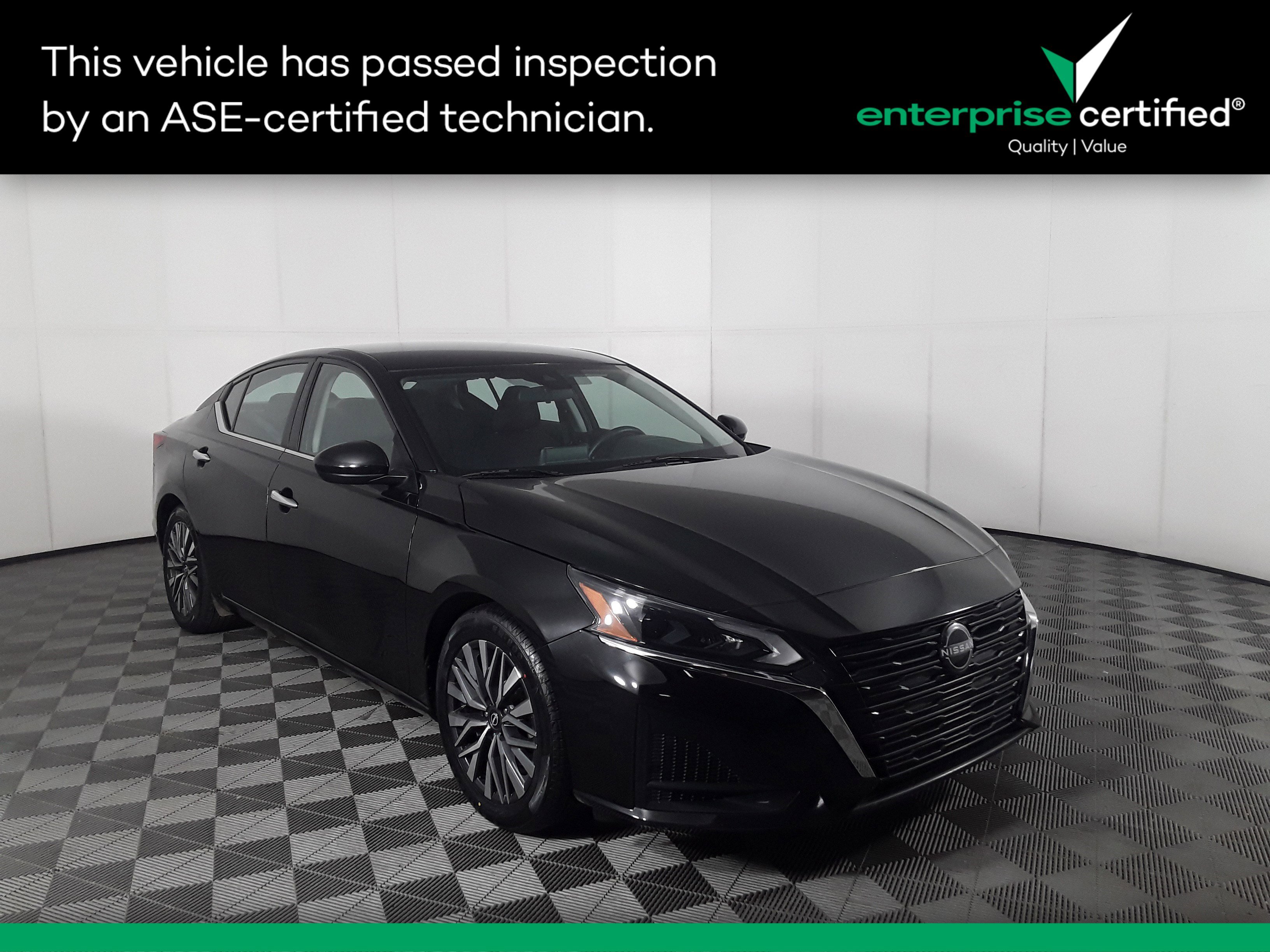 Used 2023 Nissan Altima 2.5 SV Sedan