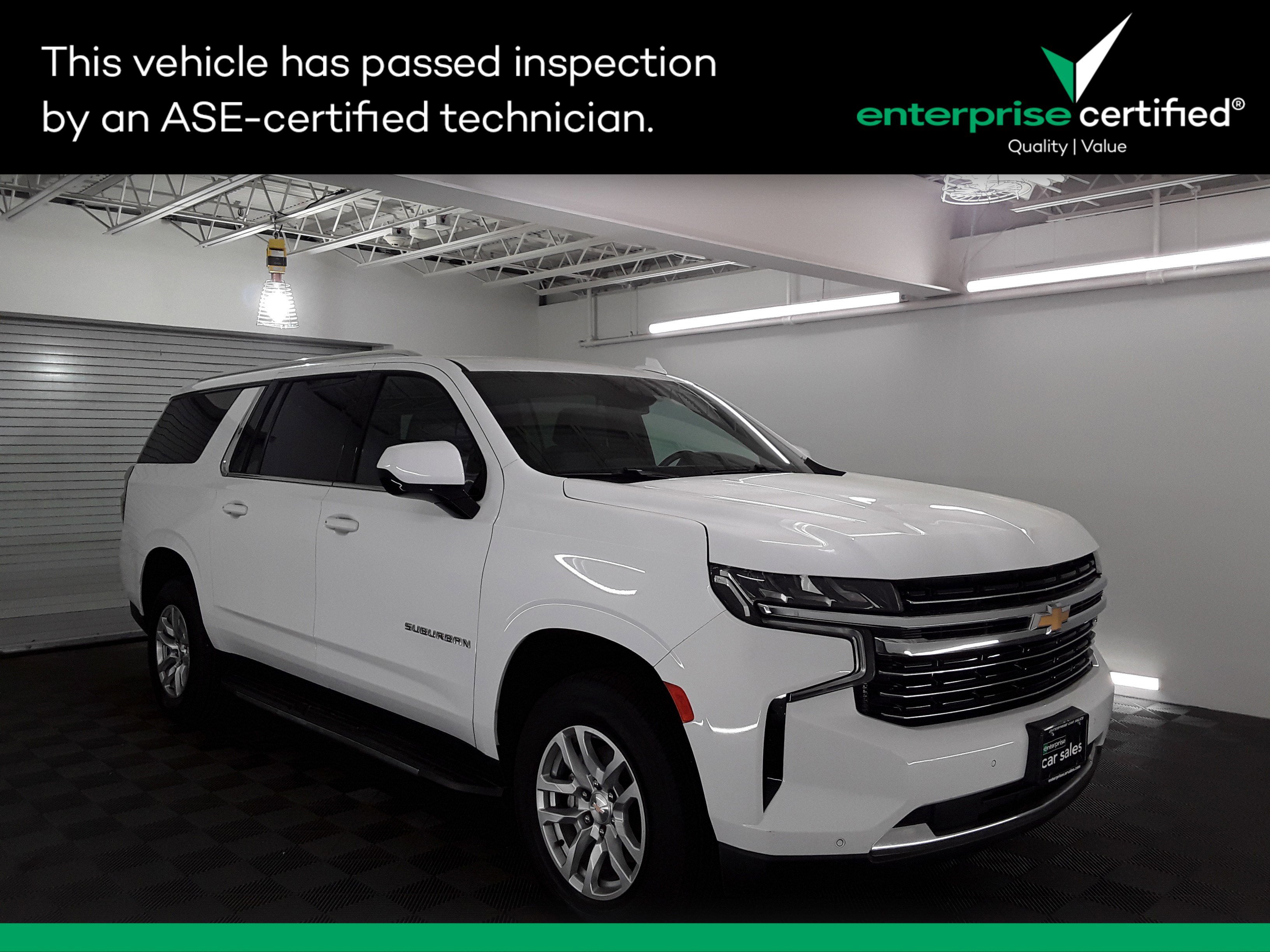 2023 Chevrolet Suburban 4WD 4dr LT