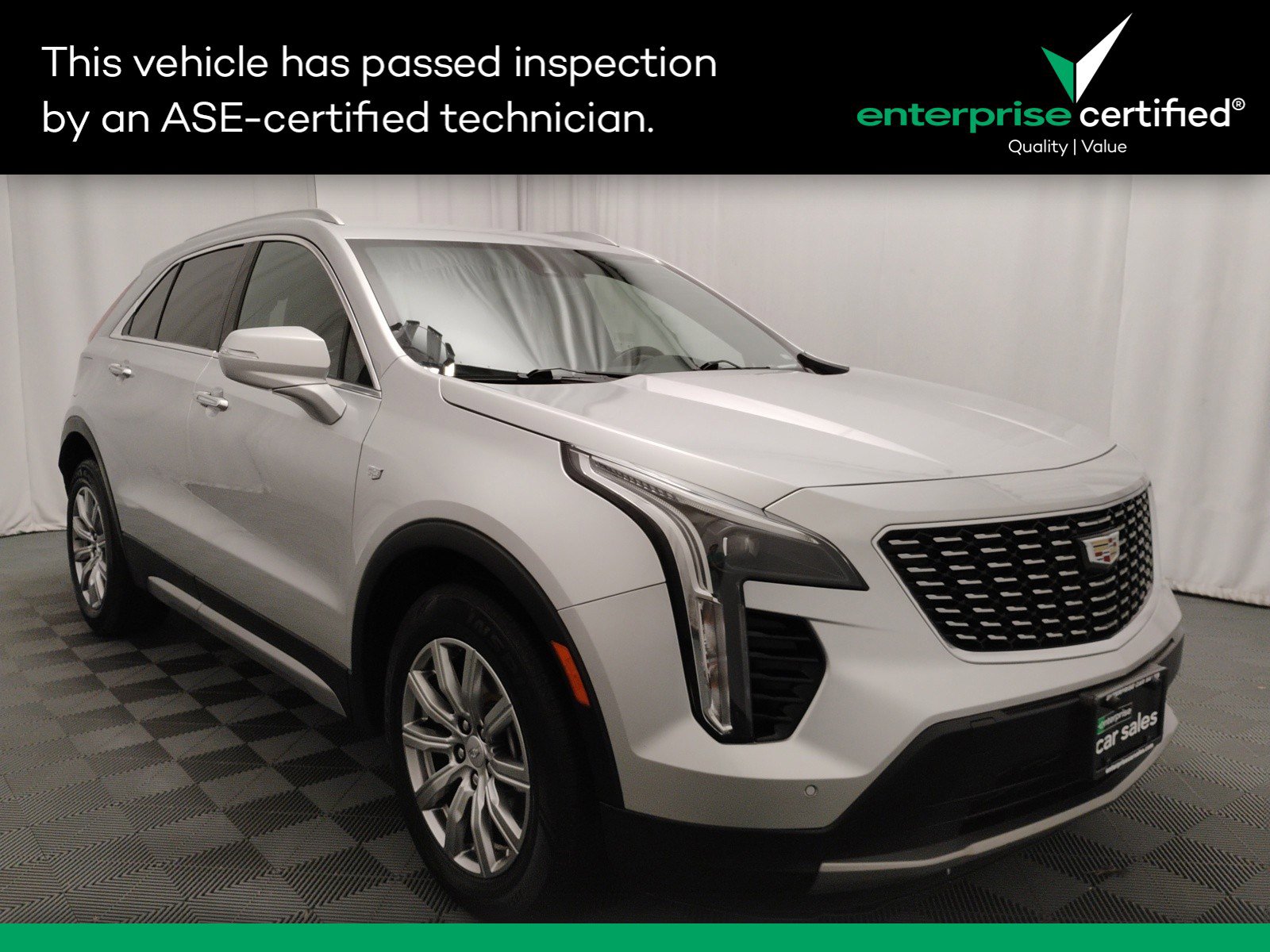 2022 Cadillac XT4 FWD 4dr Premium Luxury