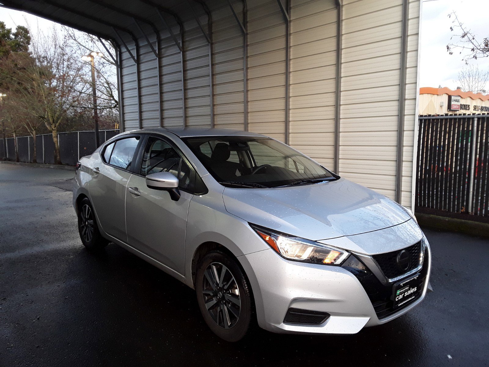 2021 Nissan Versa SV CVT