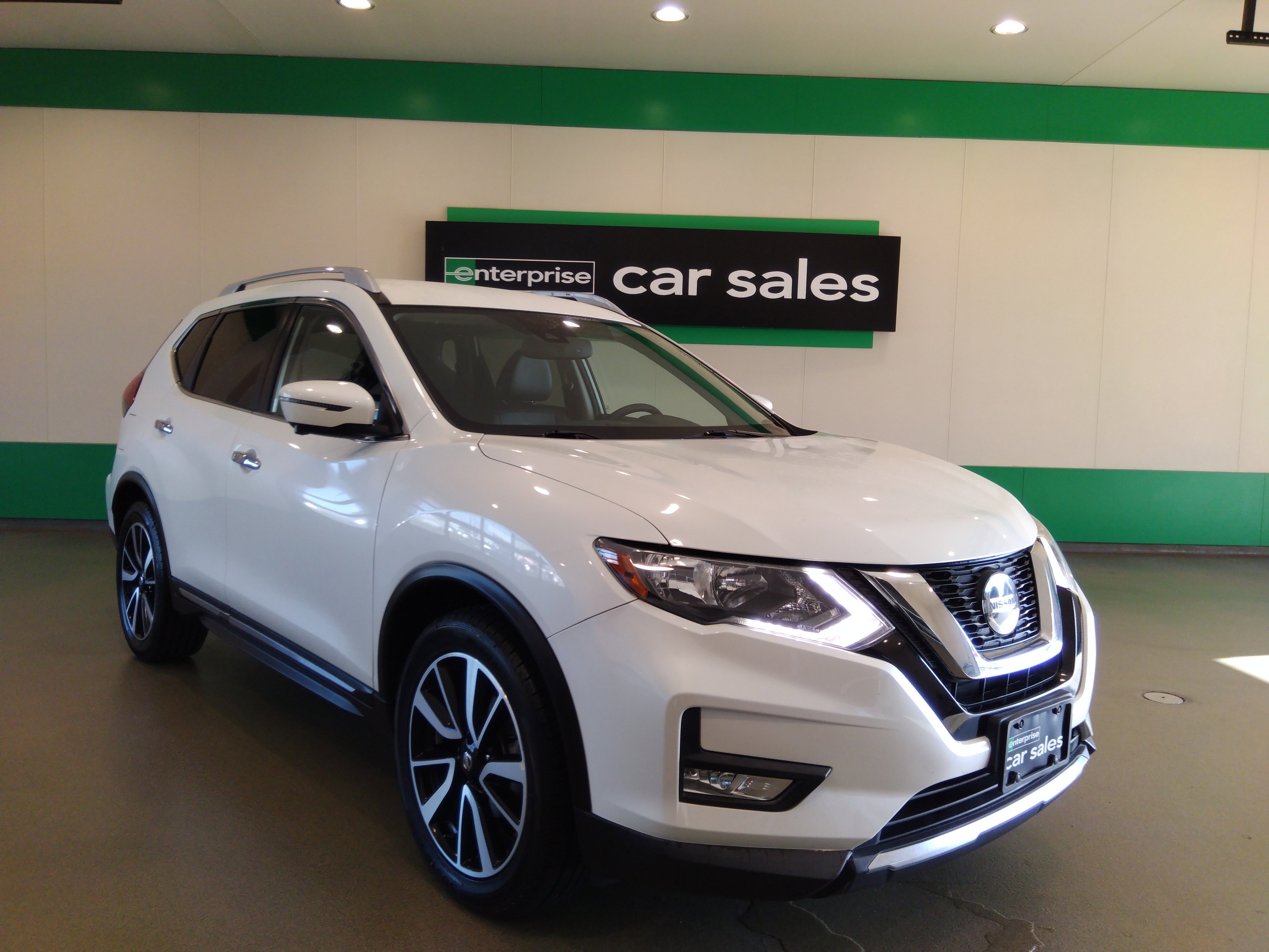 Used 2019 Nissan Rogue SL FWD