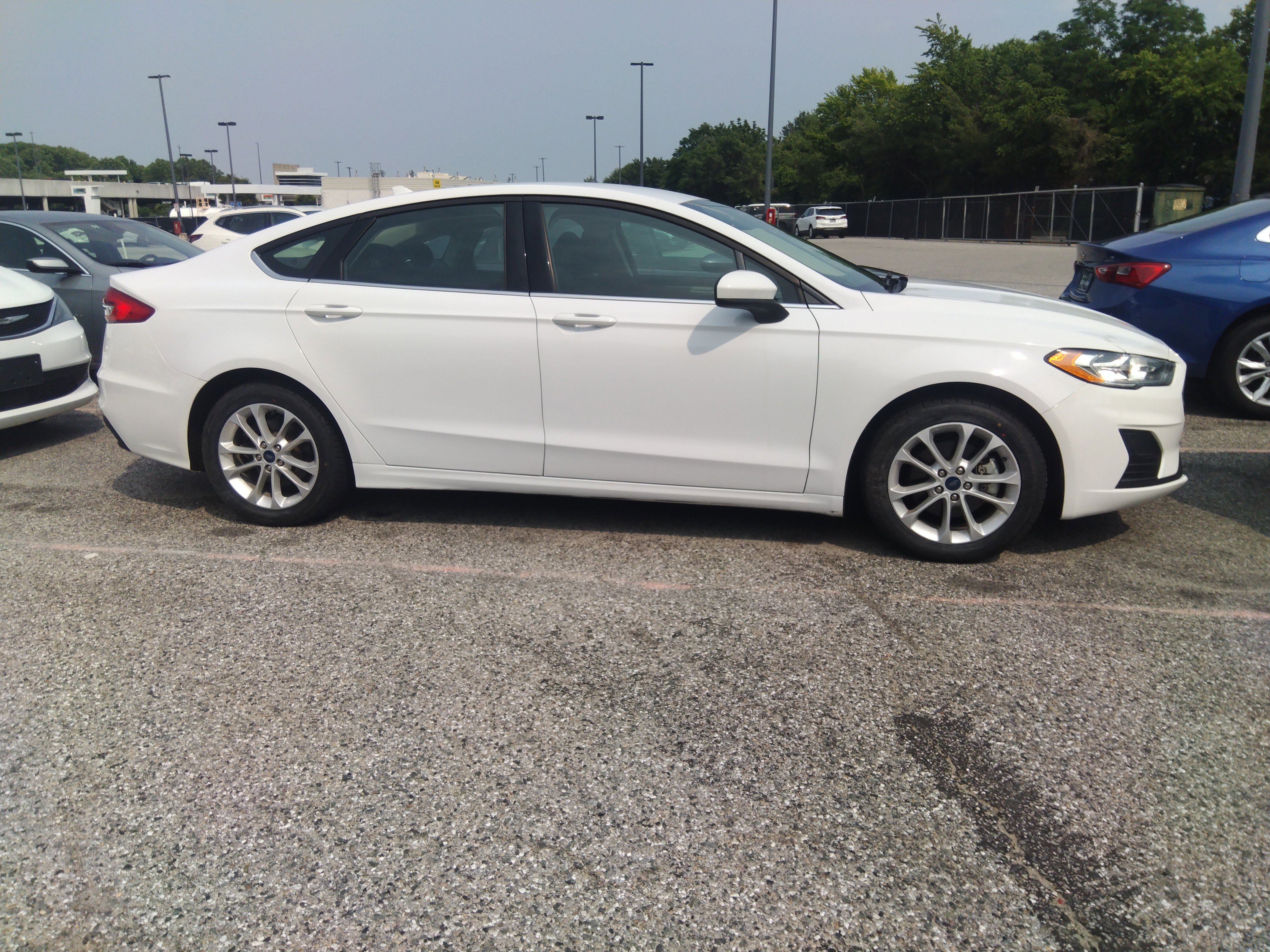 2020 Ford Fusion Hybrid SE FWD