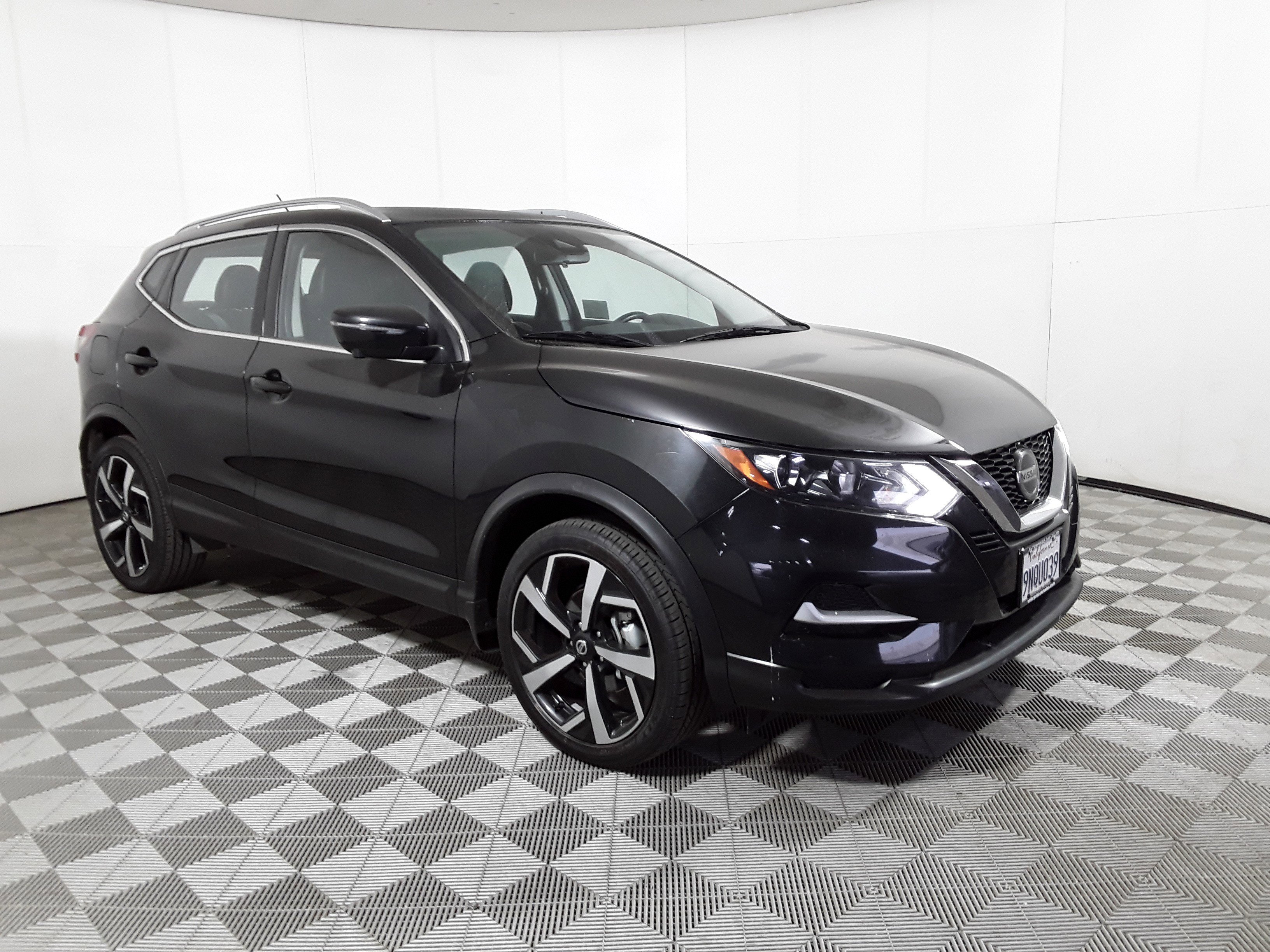 2022 Nissan Rogue Sport AWD SL