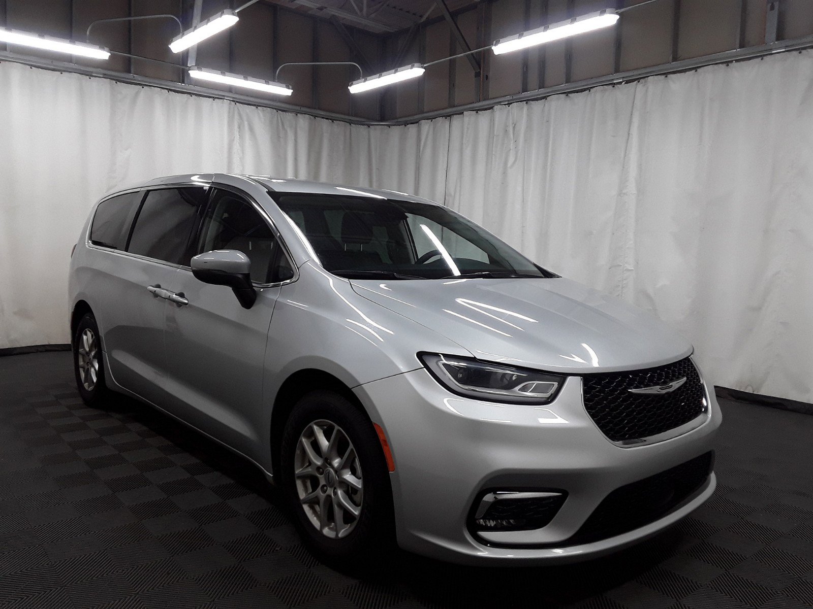 2023 Chrysler Pacifica Touring L FWD