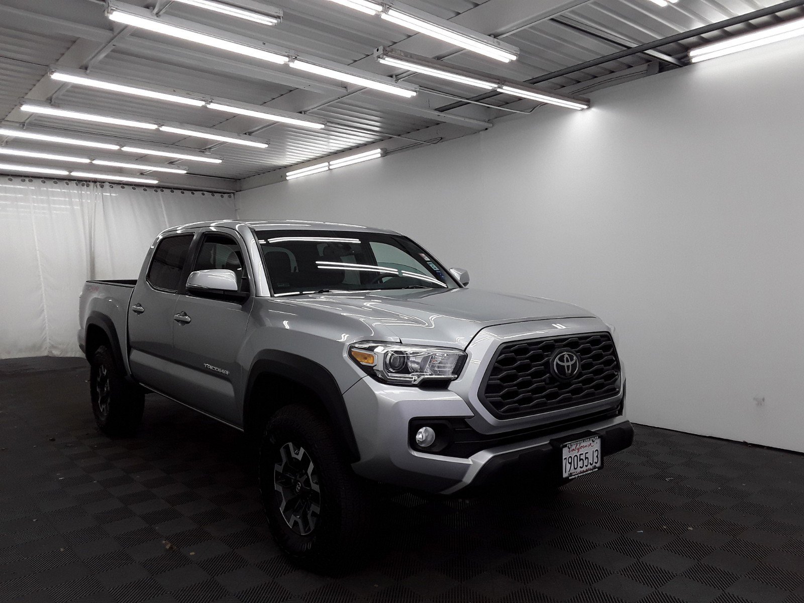 2022 Toyota Tacoma 4WD TRD Off Road Double Cab 5' Bed V6 AT