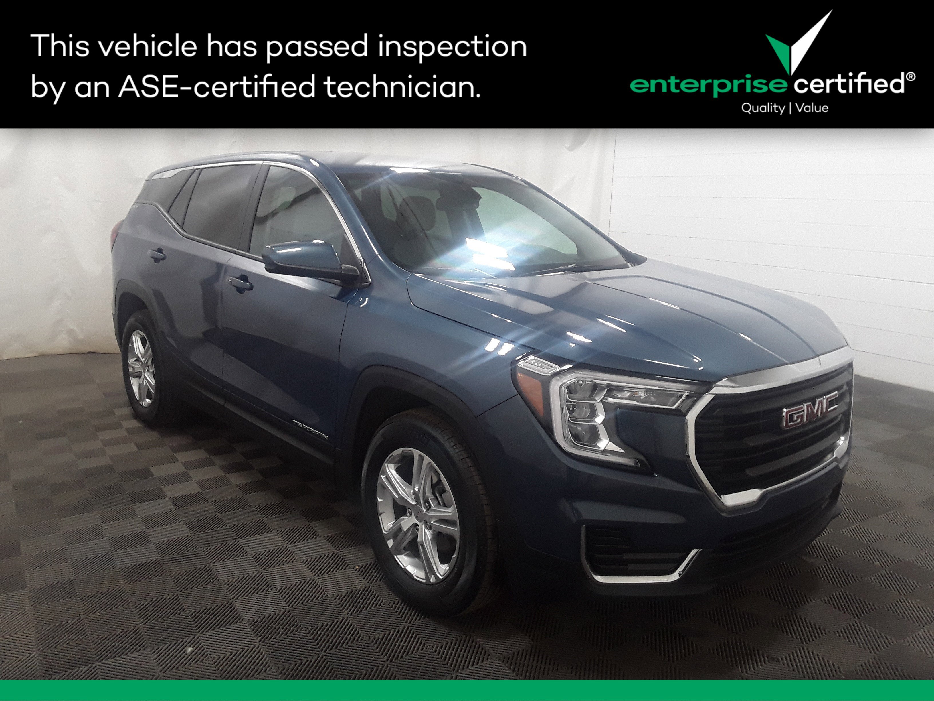 2024 GMC Terrain FWD 4dr SLE