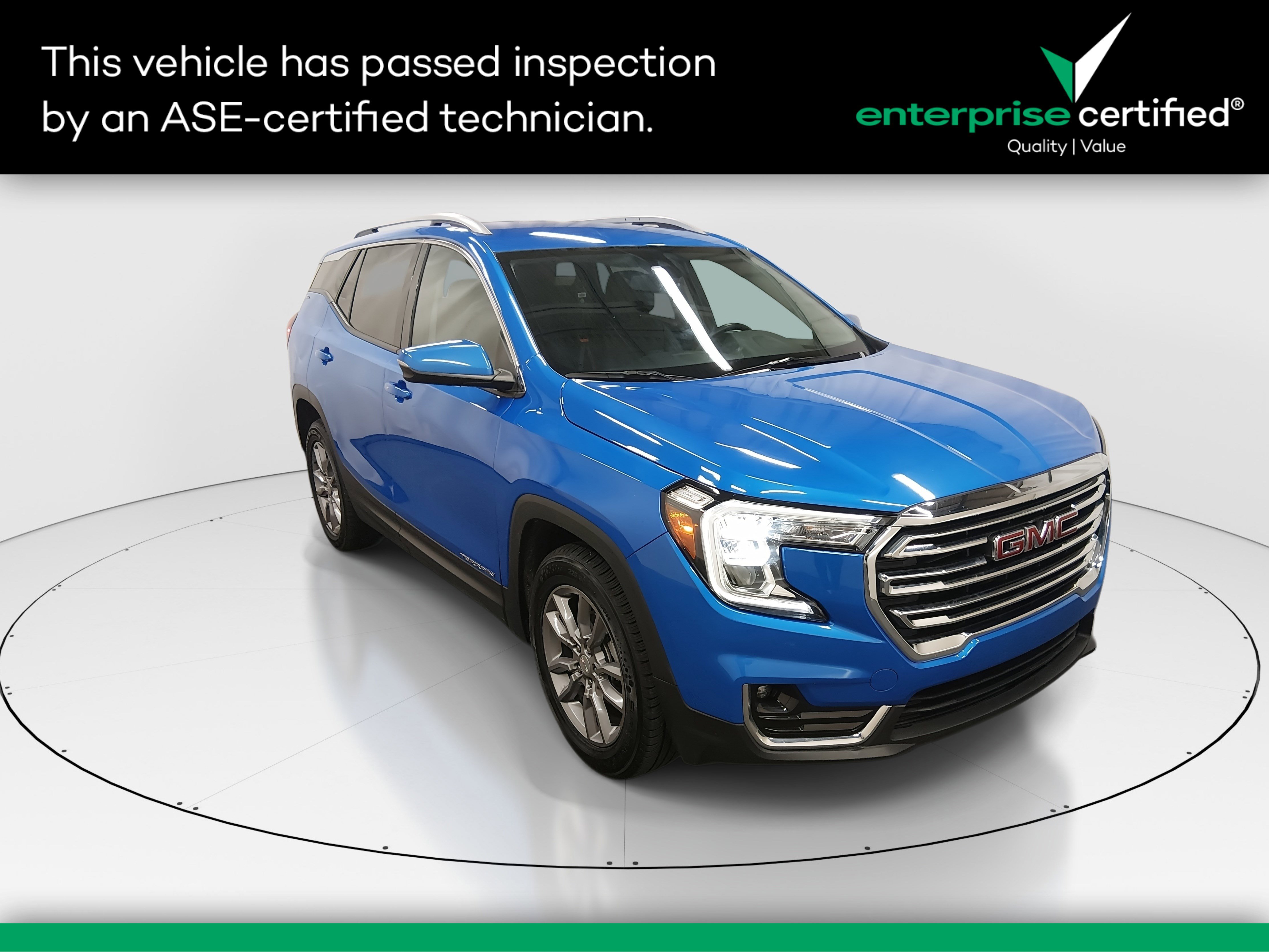 2024 GMC Terrain SLT's photo