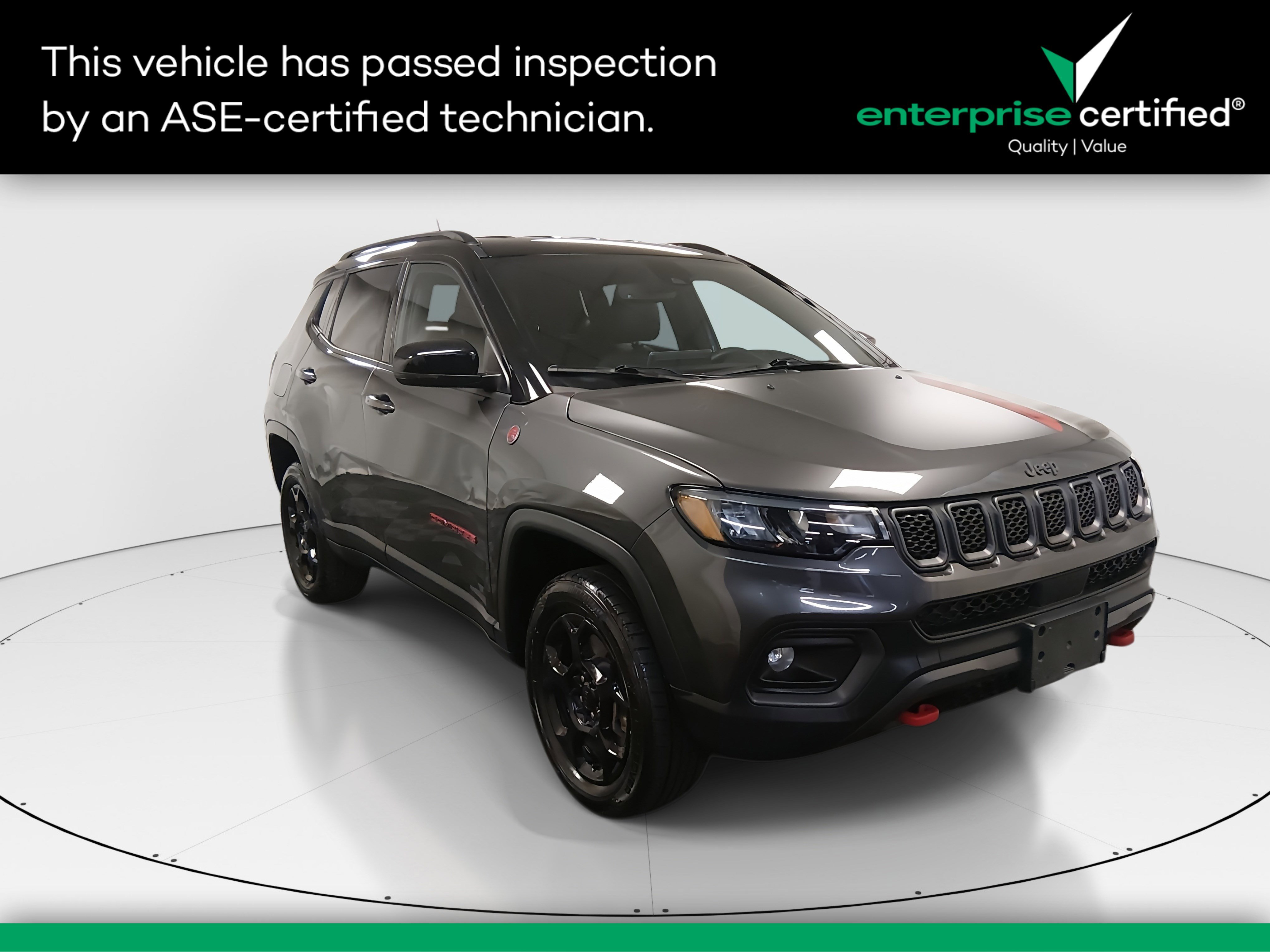 2023 Jeep Compass Trailhawk's photo