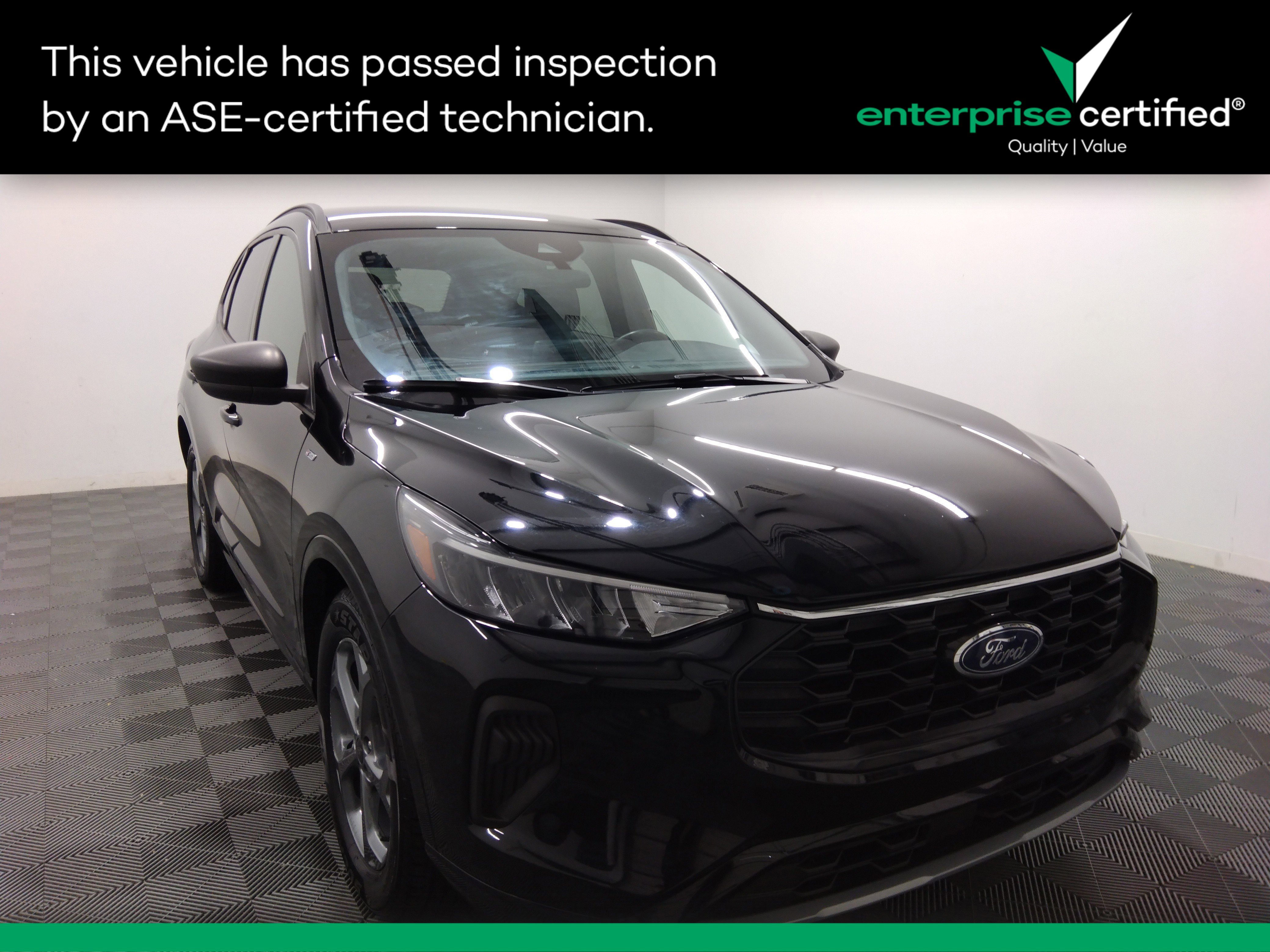 2023 Ford Escape ST-Line FWD