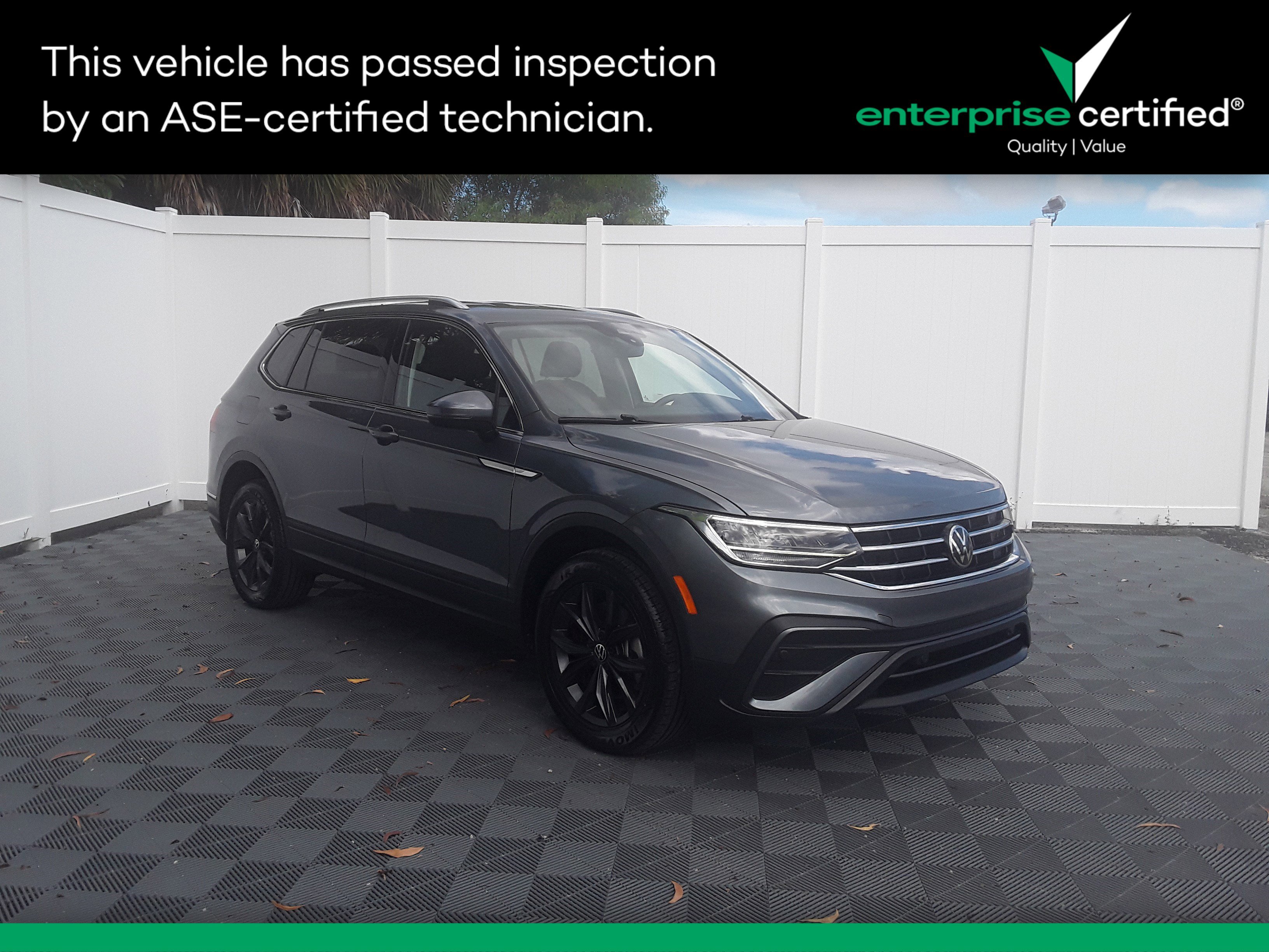 Used 2024 Volkswagen Tiguan 2.0T SE FWD