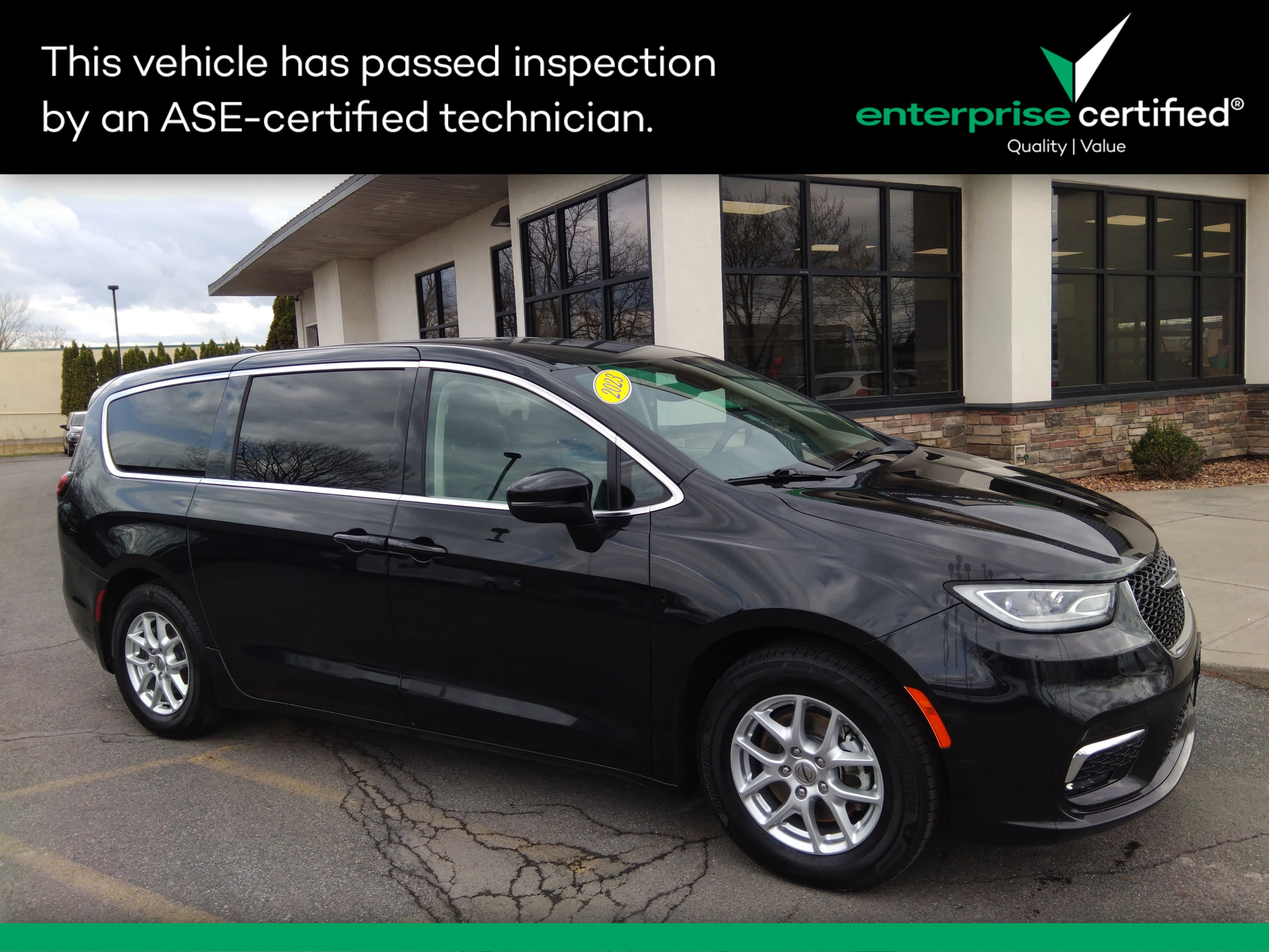 2023 Chrysler Pacifica Touring L FWD