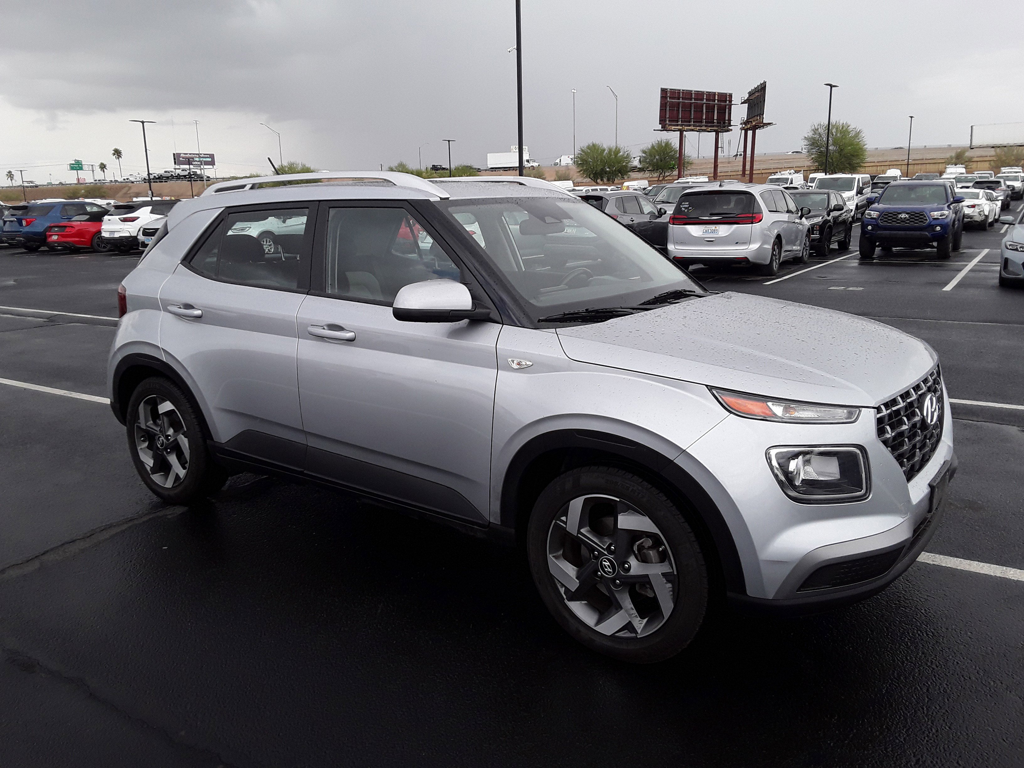 2023 Hyundai Venue SEL IVT