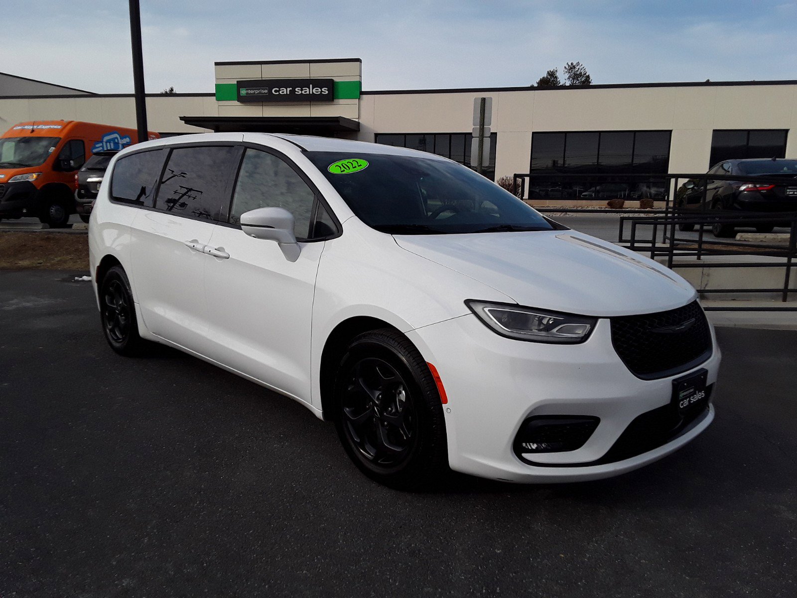 2022 Chrysler Pacifica Hybrid Touring L FWD