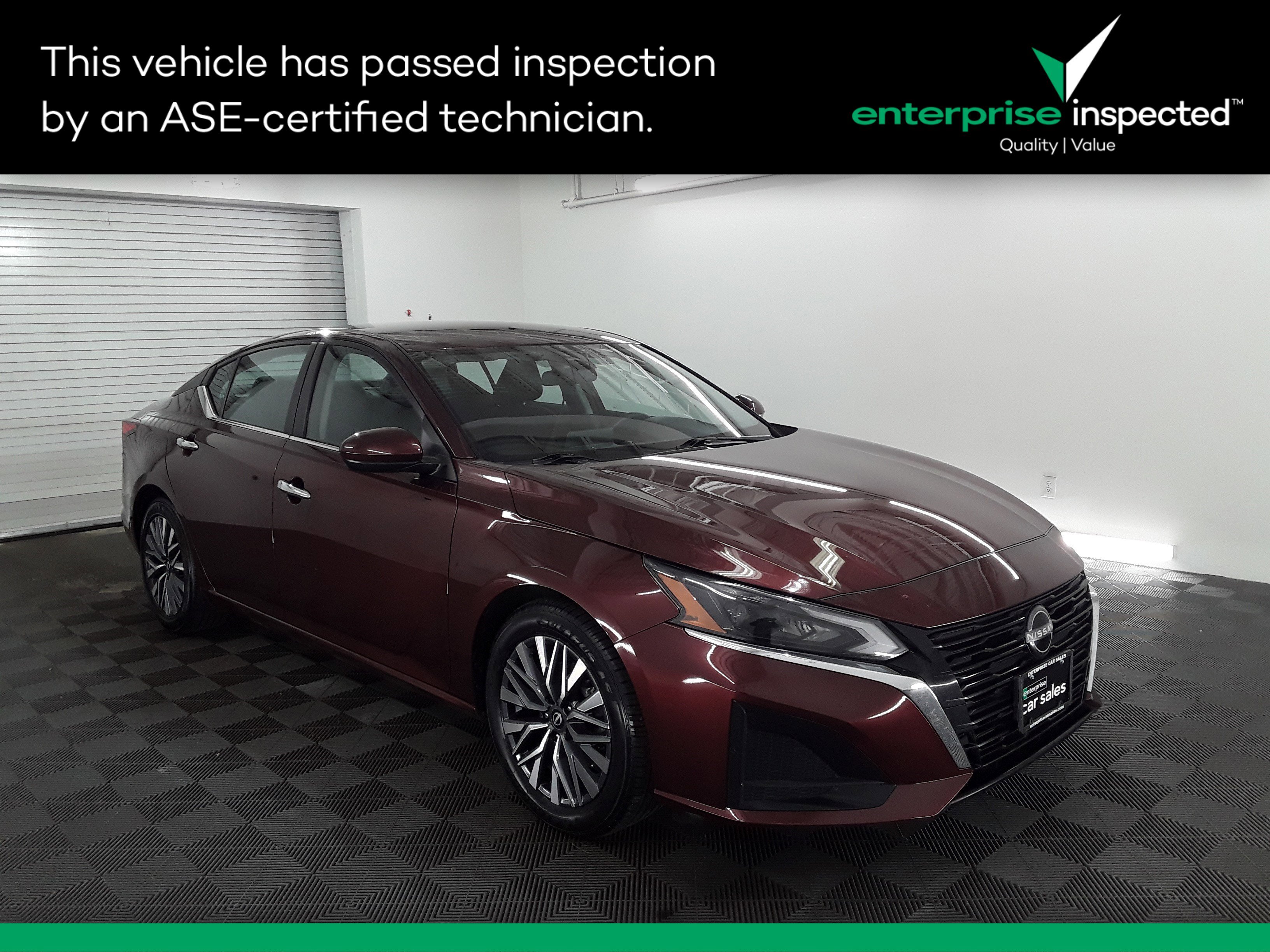 Used 2023 Nissan Altima 2.5 SV Sedan