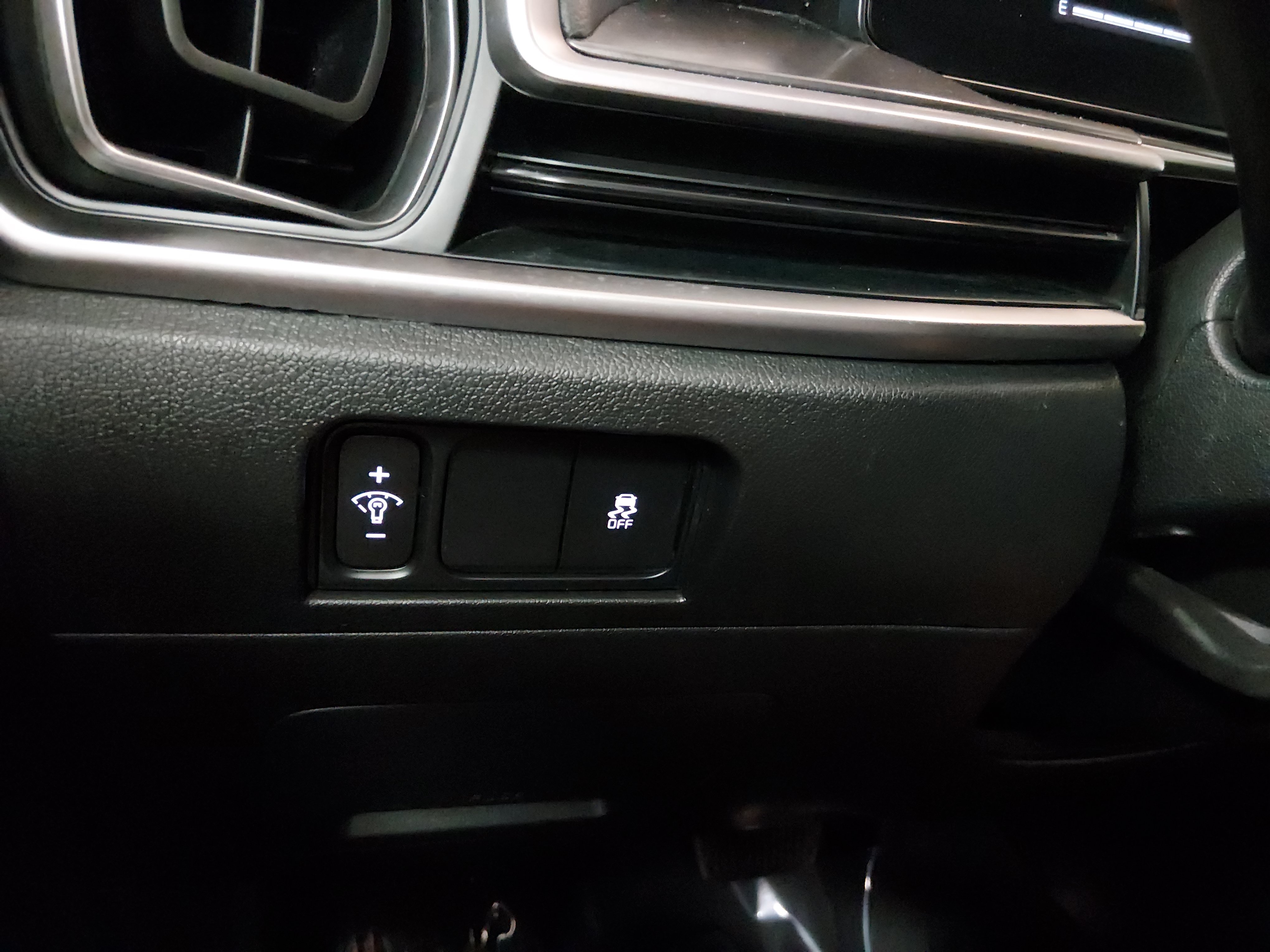 2024 Kia Sorento S - Photo 13