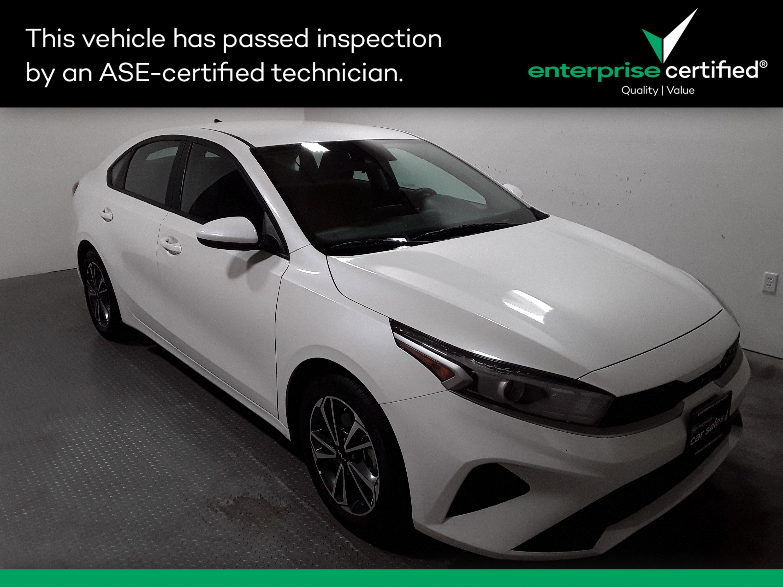 Used 2023 Kia Forte LXS IVT