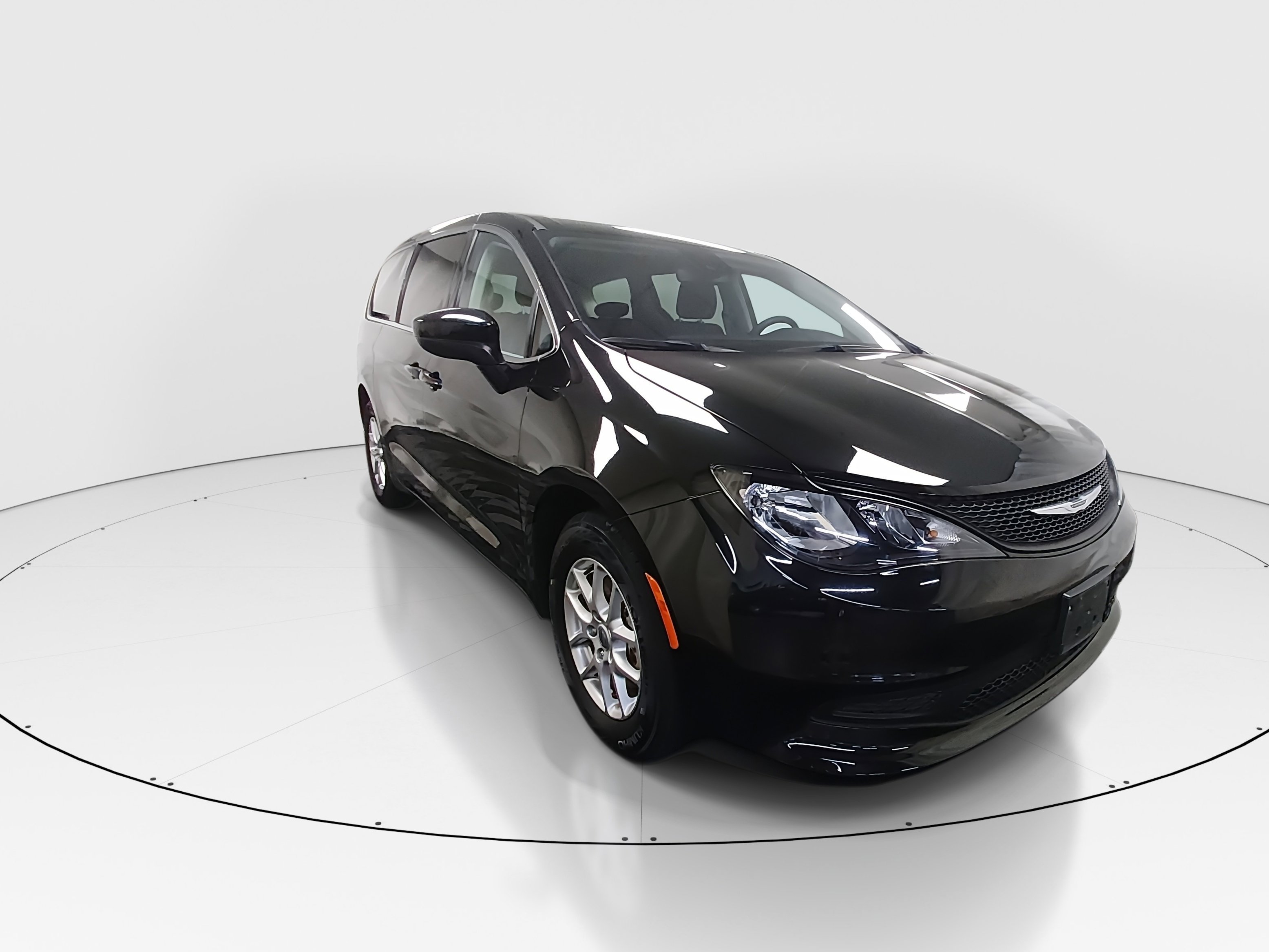 2023 Chrysler Voyager