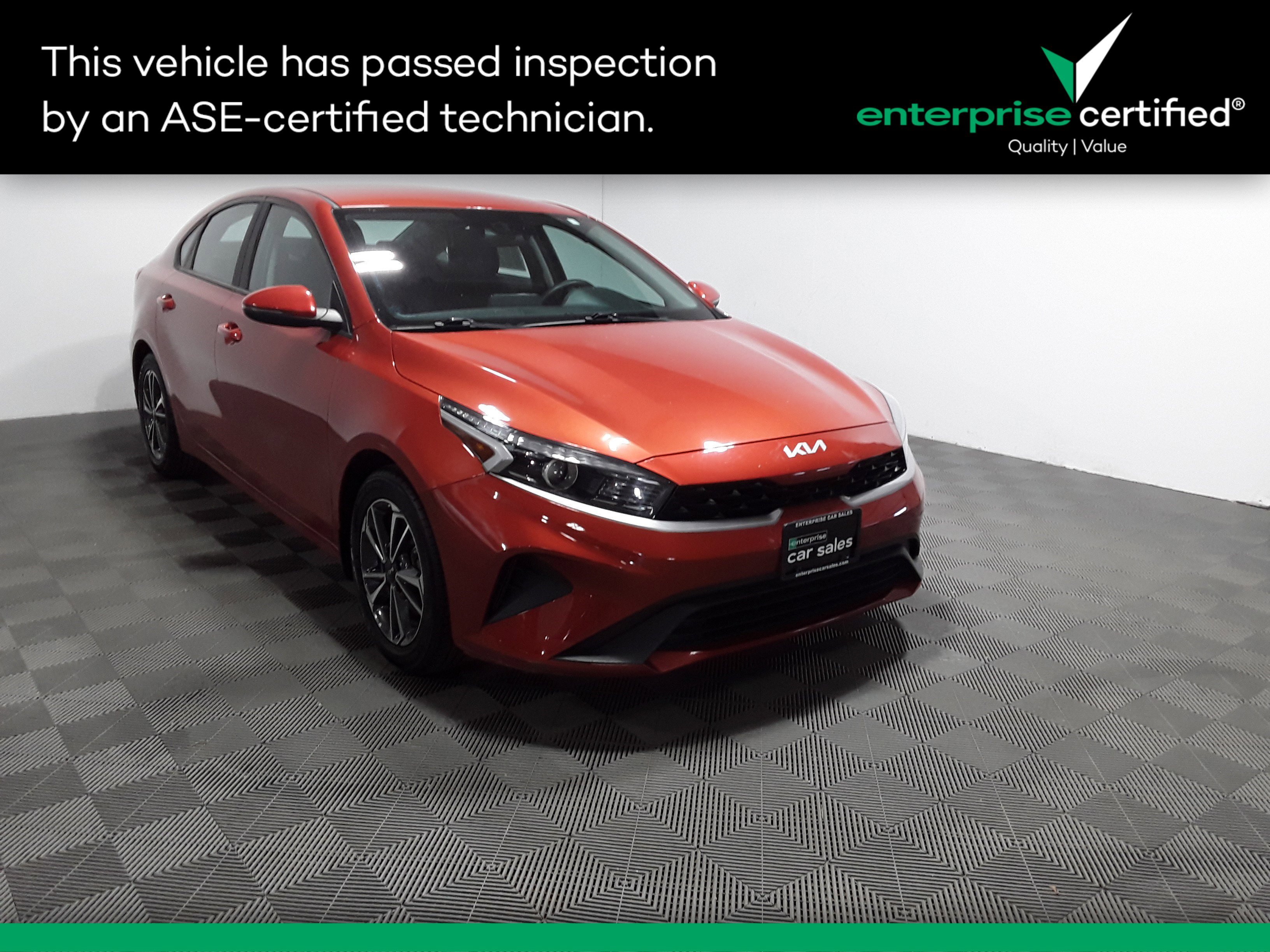 Used 2023 Kia Forte LXS IVT