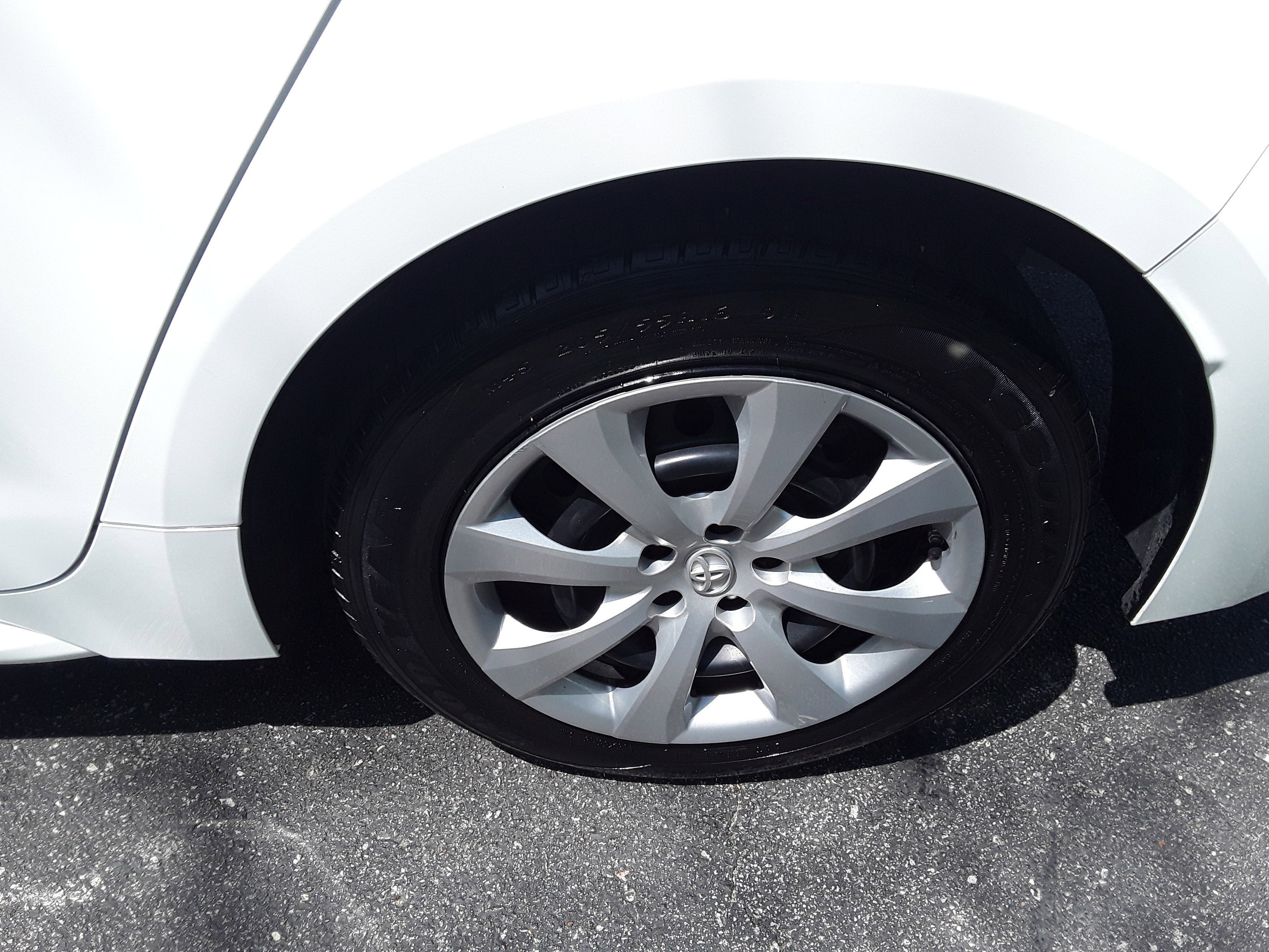 Image 7 of Used 2023 Toyota Corolla LE CVT