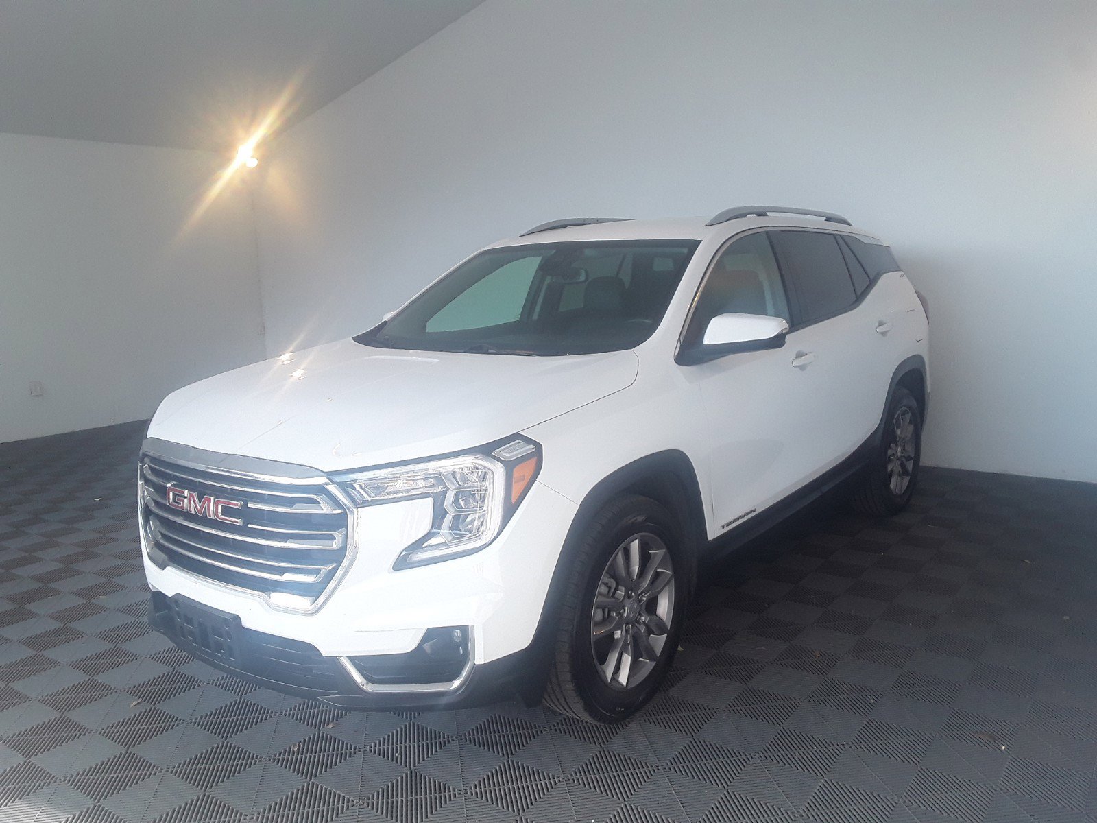 2023 GMC Terrain FWD 4dr SLT