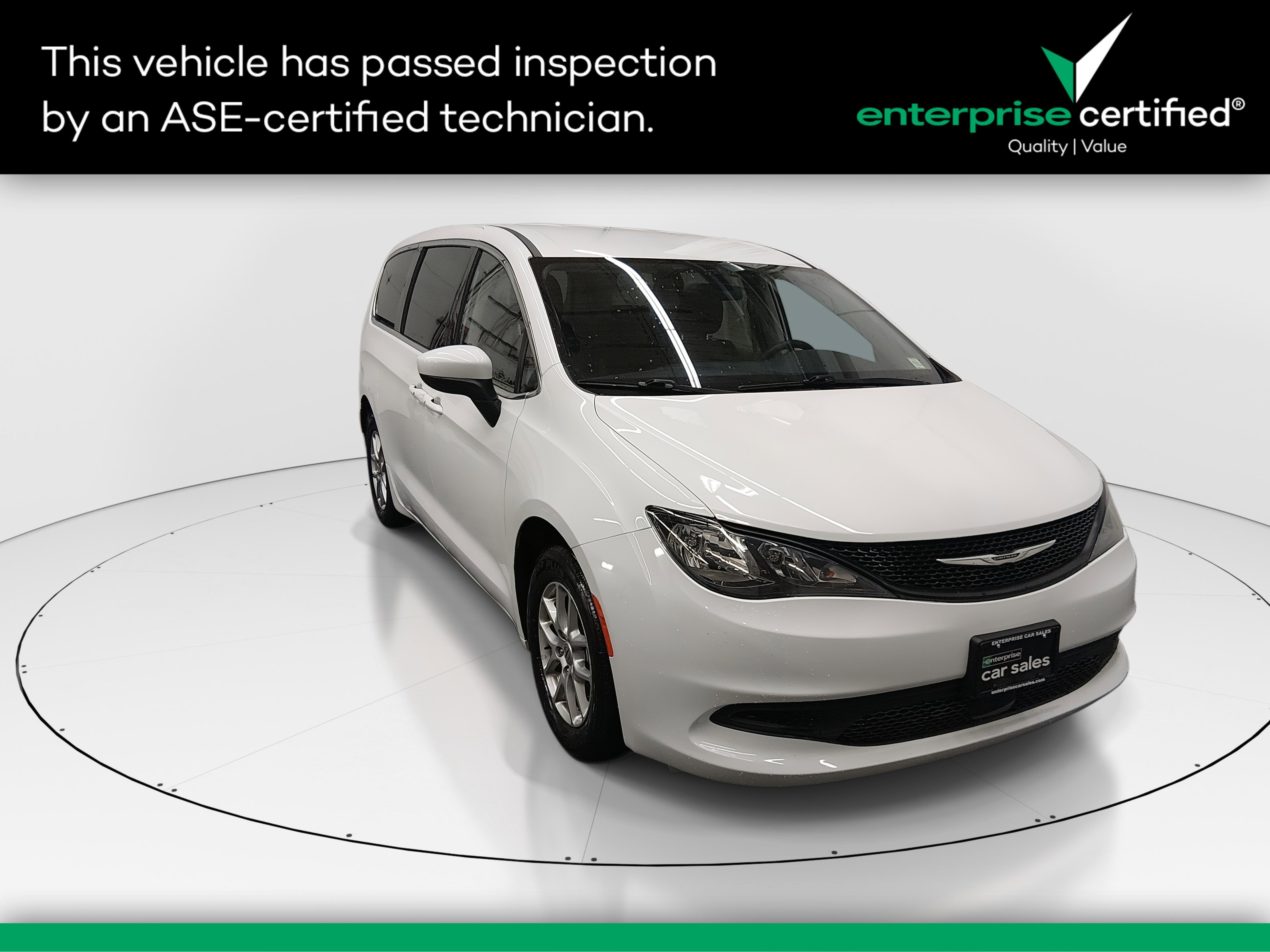 Used 2022 Chrysler Voyager LX FWD