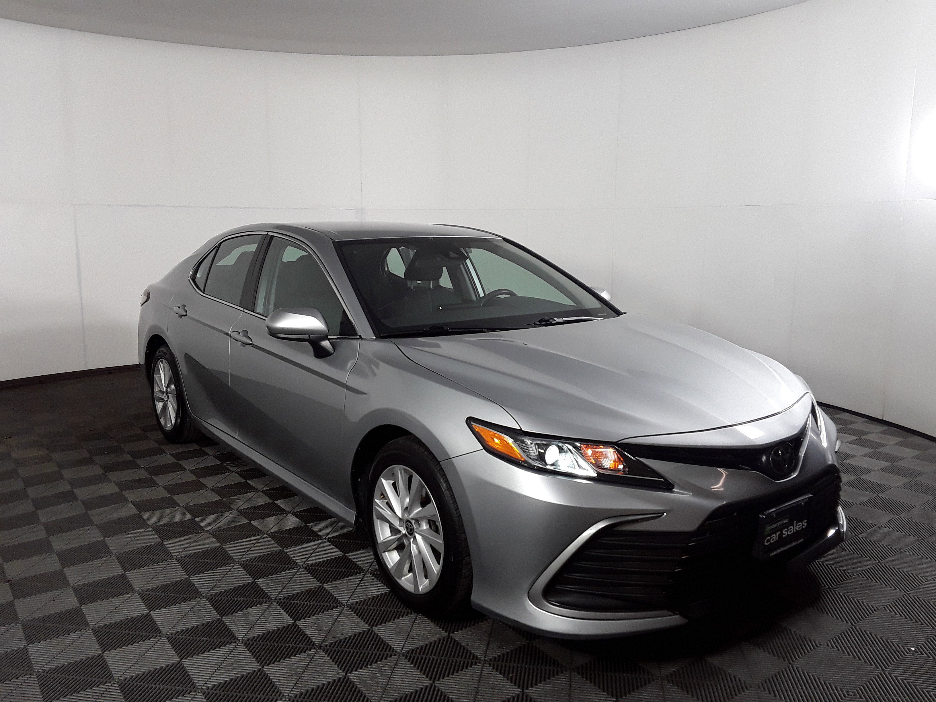 2022 Toyota Camry LE Auto
