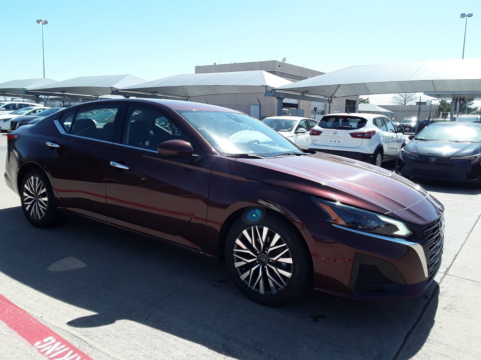 2023 Nissan Altima 2.5 SV Sedan