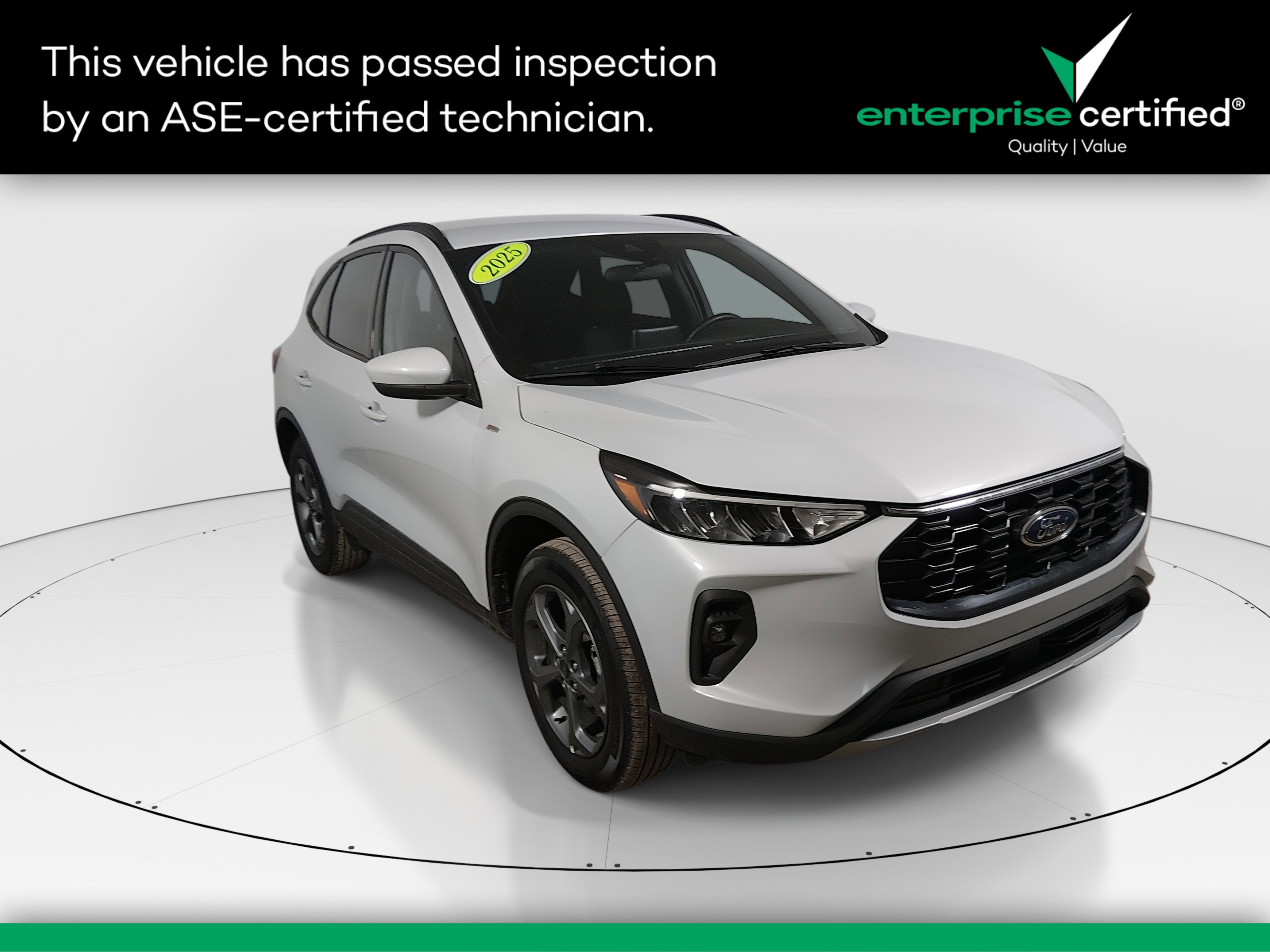 2025 Ford Escape ST-Line Select's photo