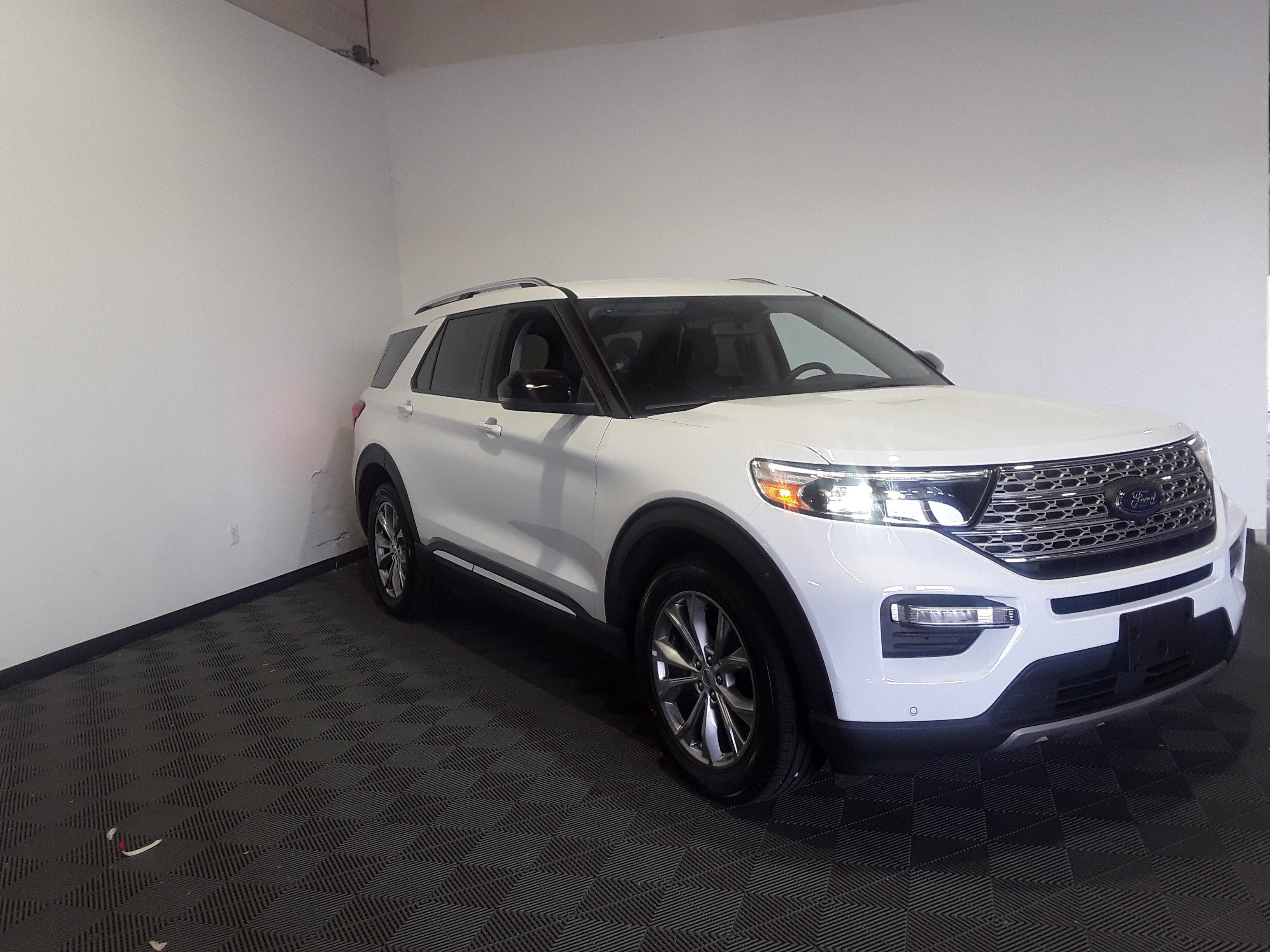 2023 Ford Explorer Limited 4WD