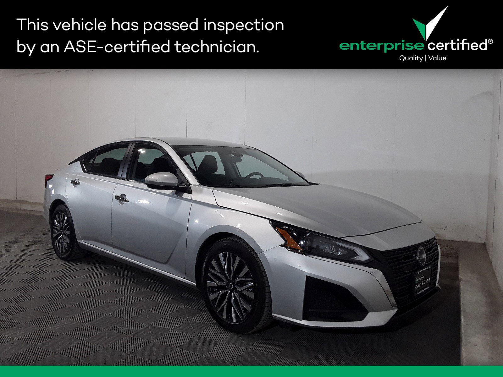 Used 2023 Nissan Altima 2.5 SV Sedan