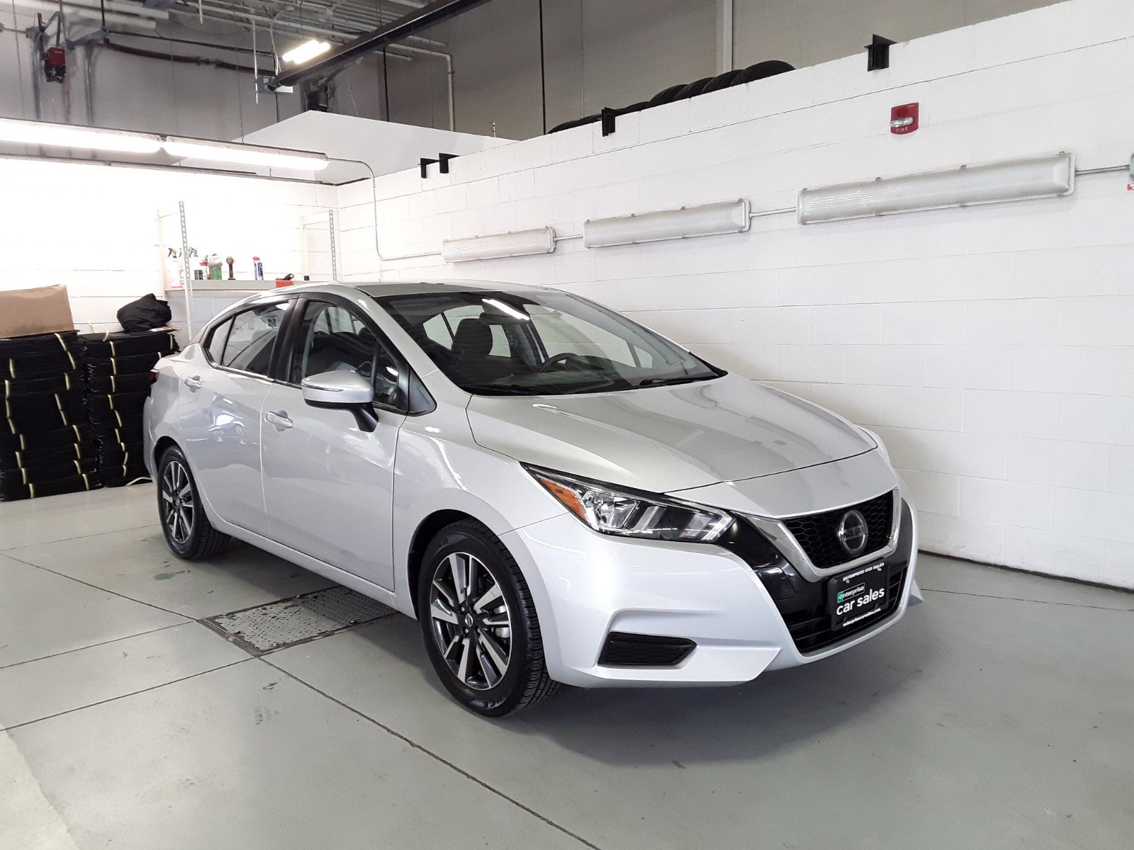 2021 Nissan Versa SV CVT