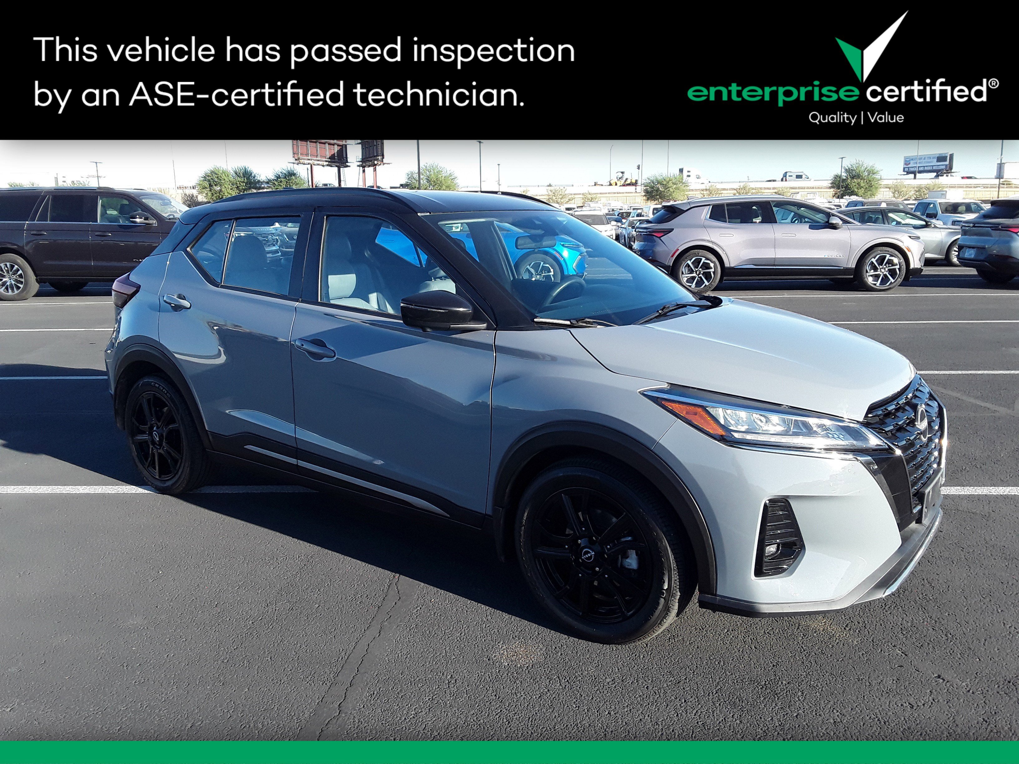 Used 2023 Nissan Kicks SR FWD