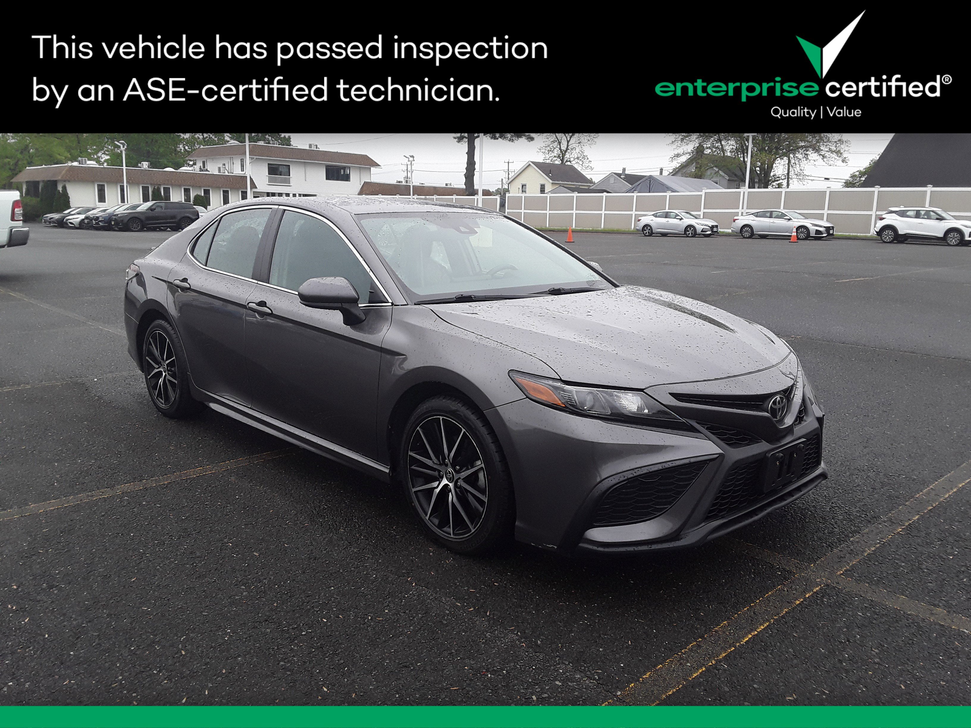 2021 Toyota Camry SE Auto
