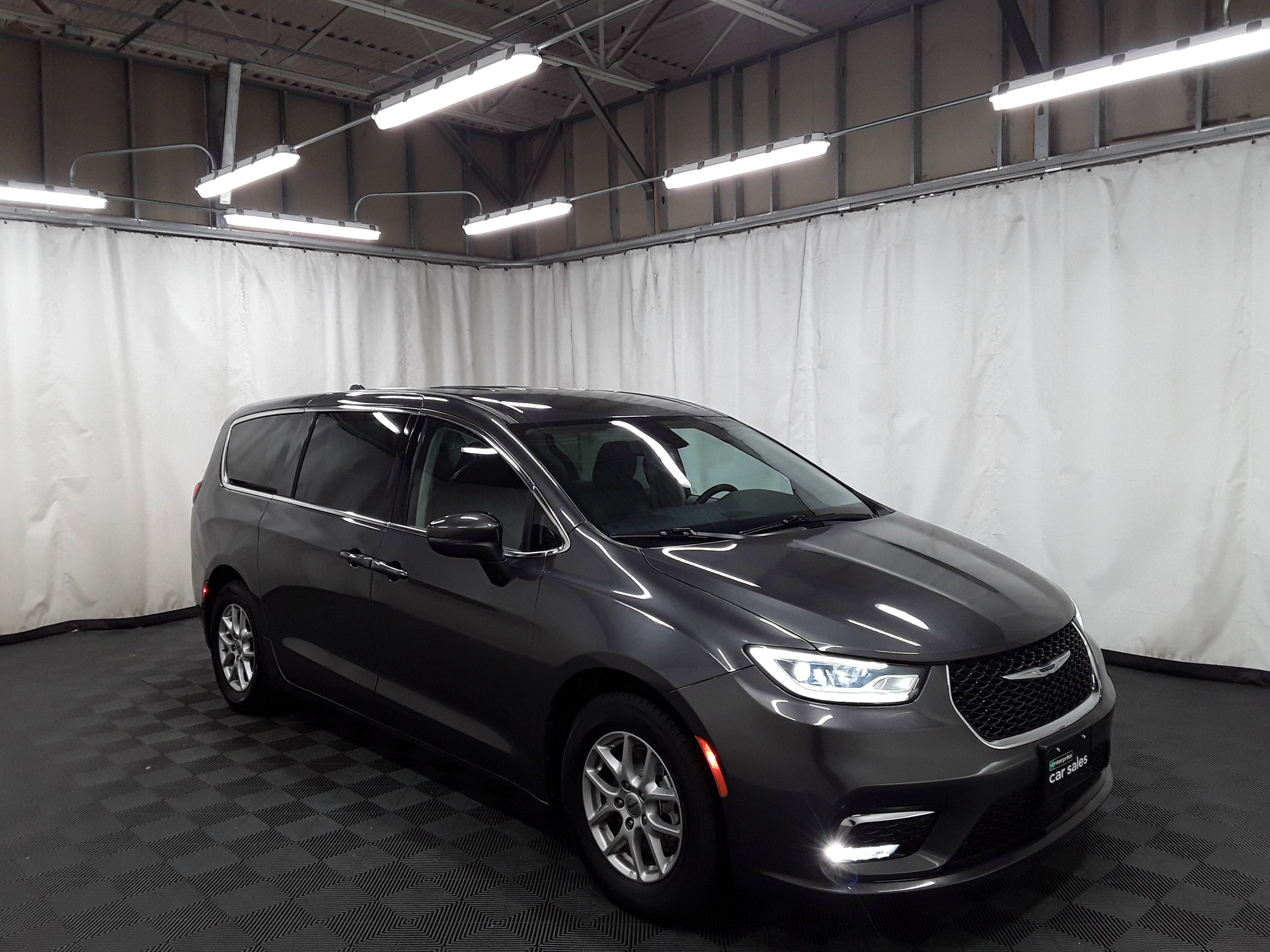 2023 Chrysler Pacifica Touring L FWD