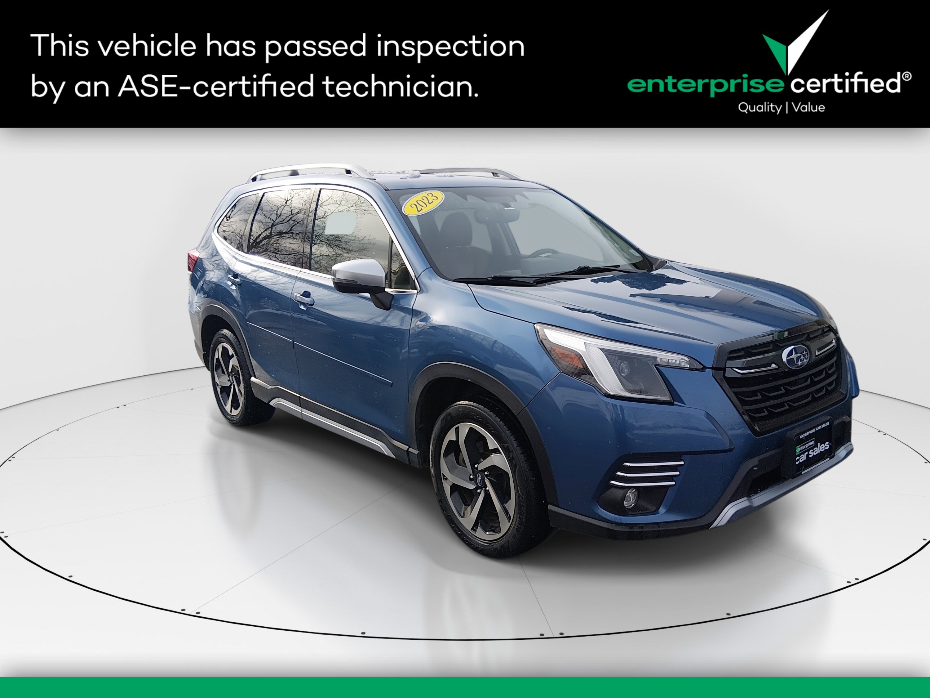 2023 Subaru Forester Touring's photo