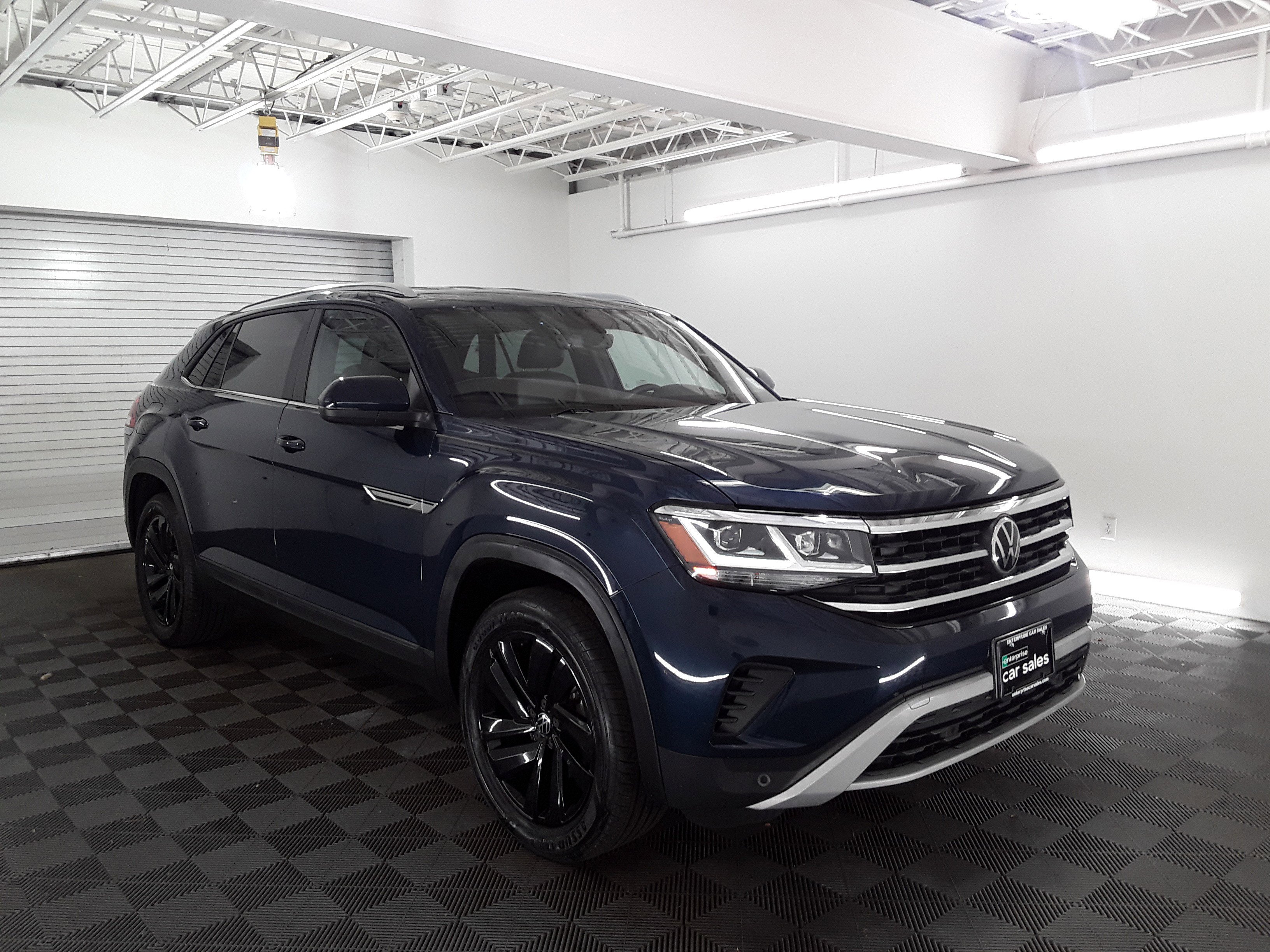 2022 Volkswagen Atlas Cross Sport 3.6L V6 SE w/Technology 4MOTION