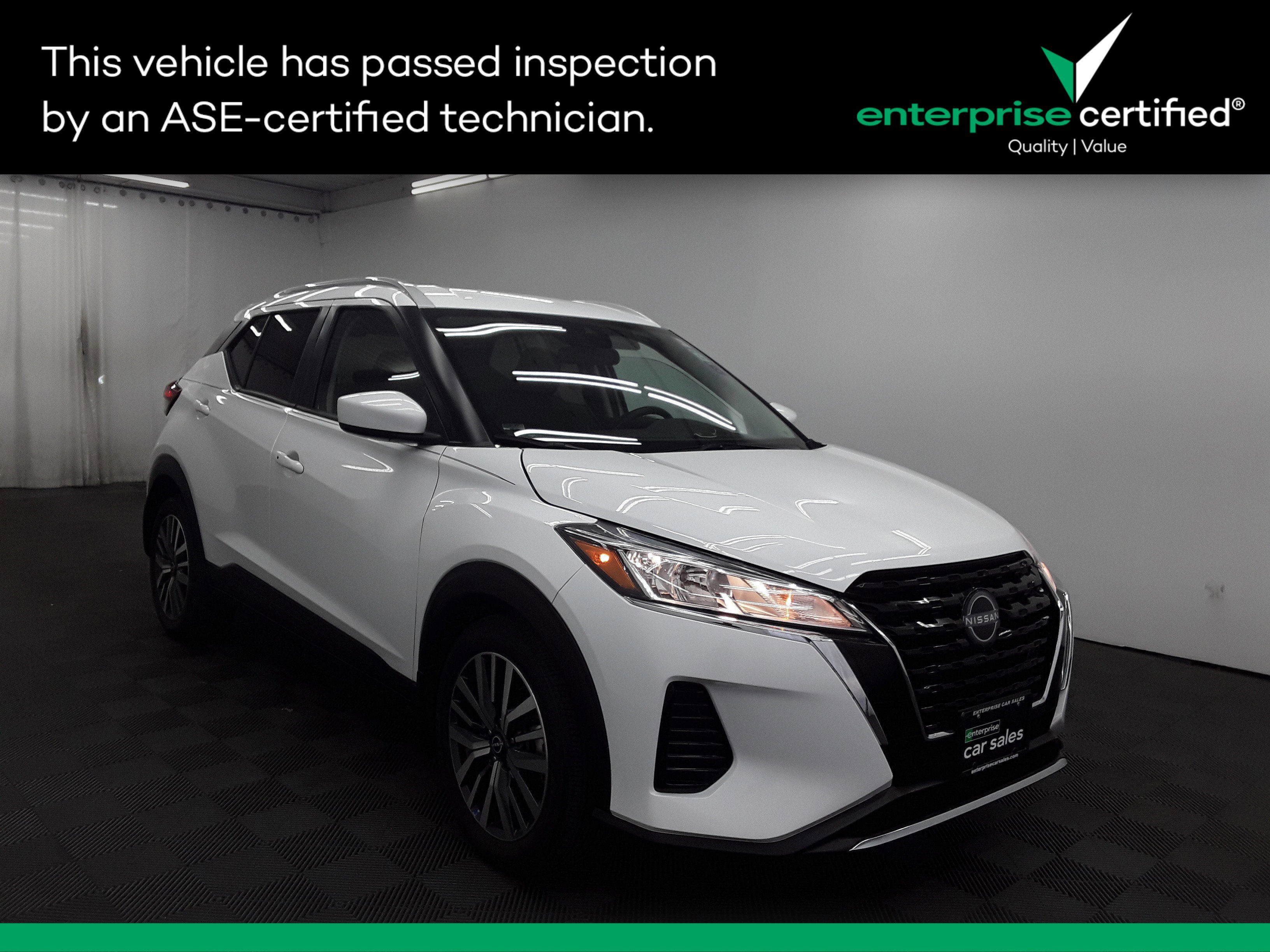 Used 2023 Nissan Kicks SV FWD