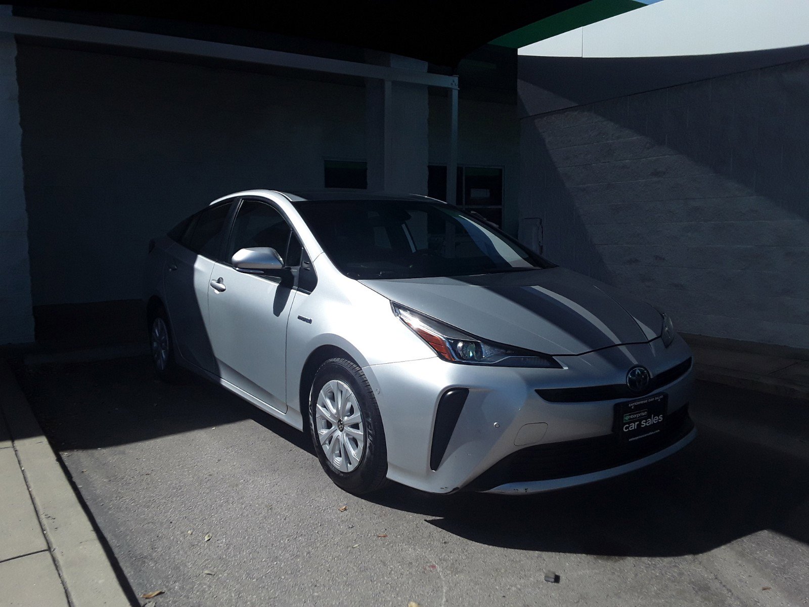 2022 Toyota Prius LE