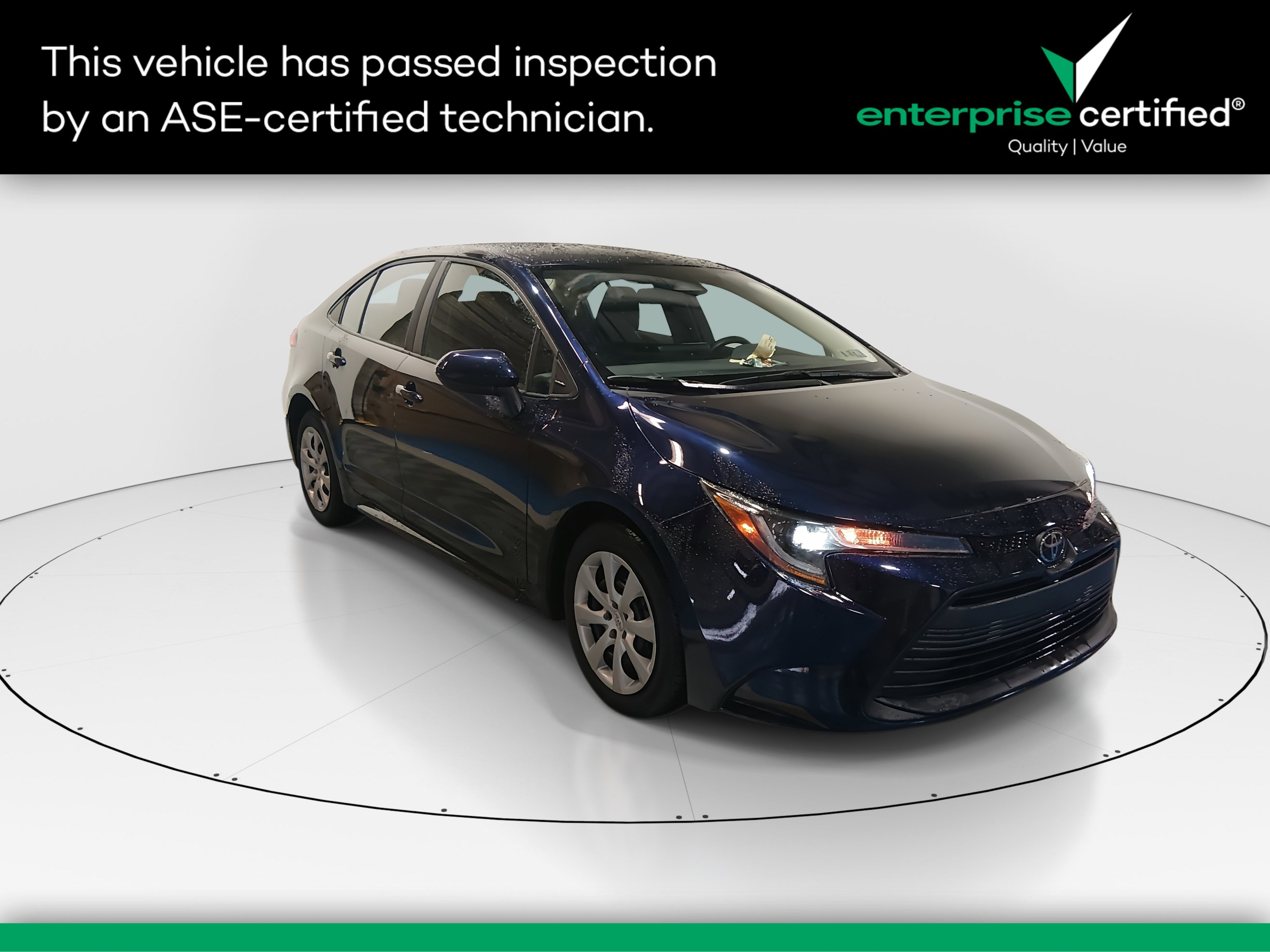 2023 Toyota Corolla LE's photo