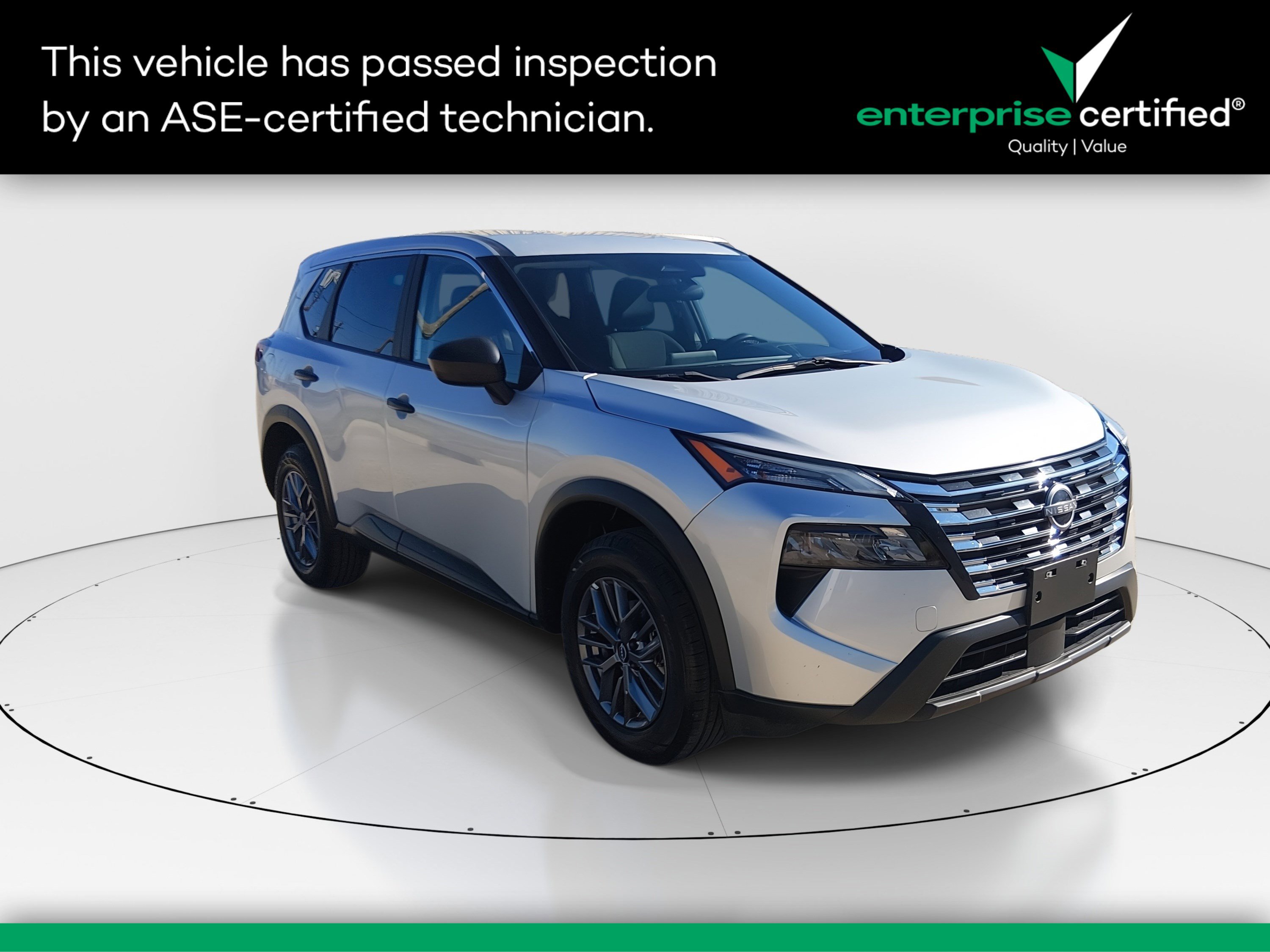 2024 Nissan Rogue S's photo