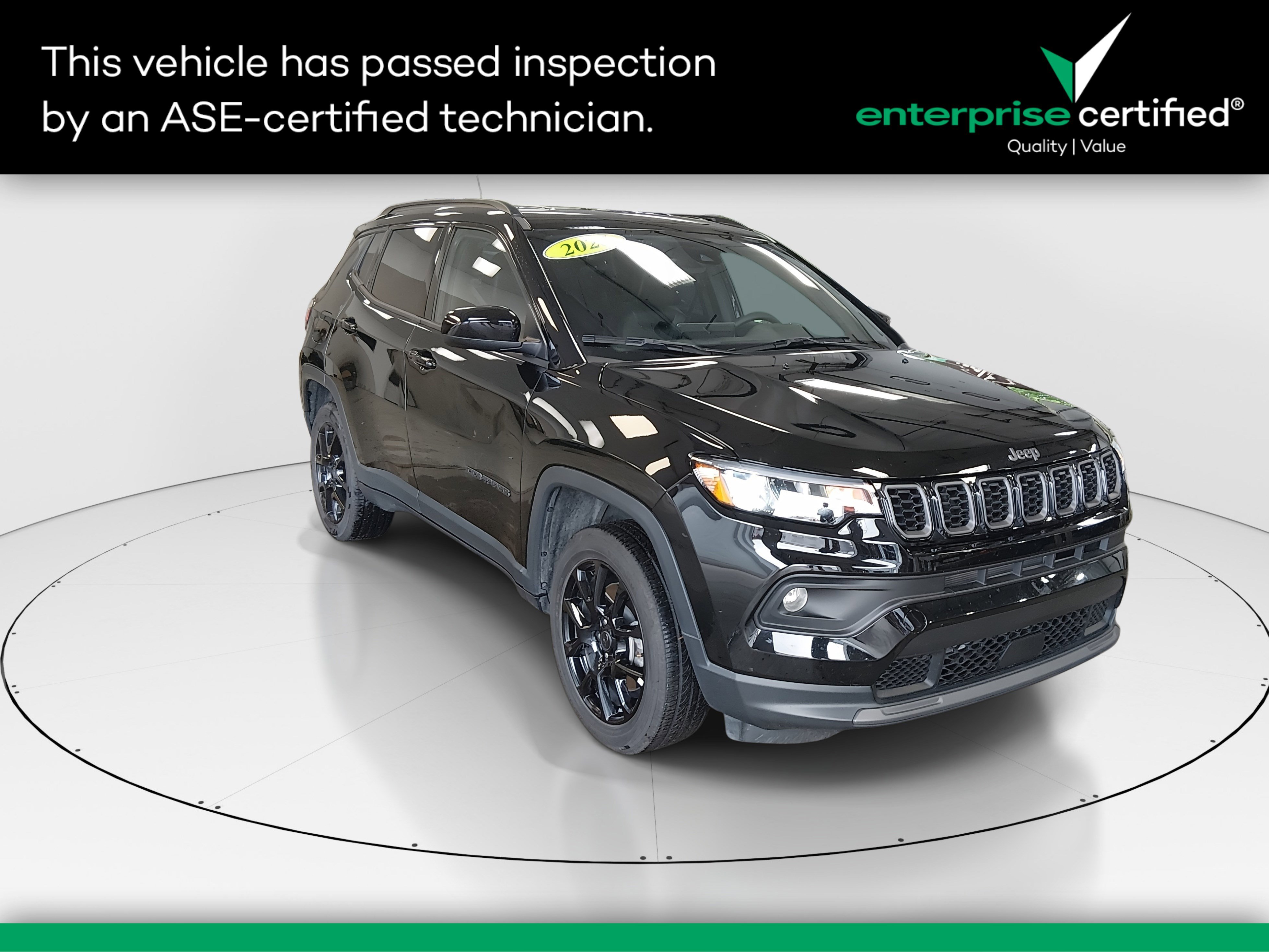 Used 2025 Jeep Compass Latitude 4x4