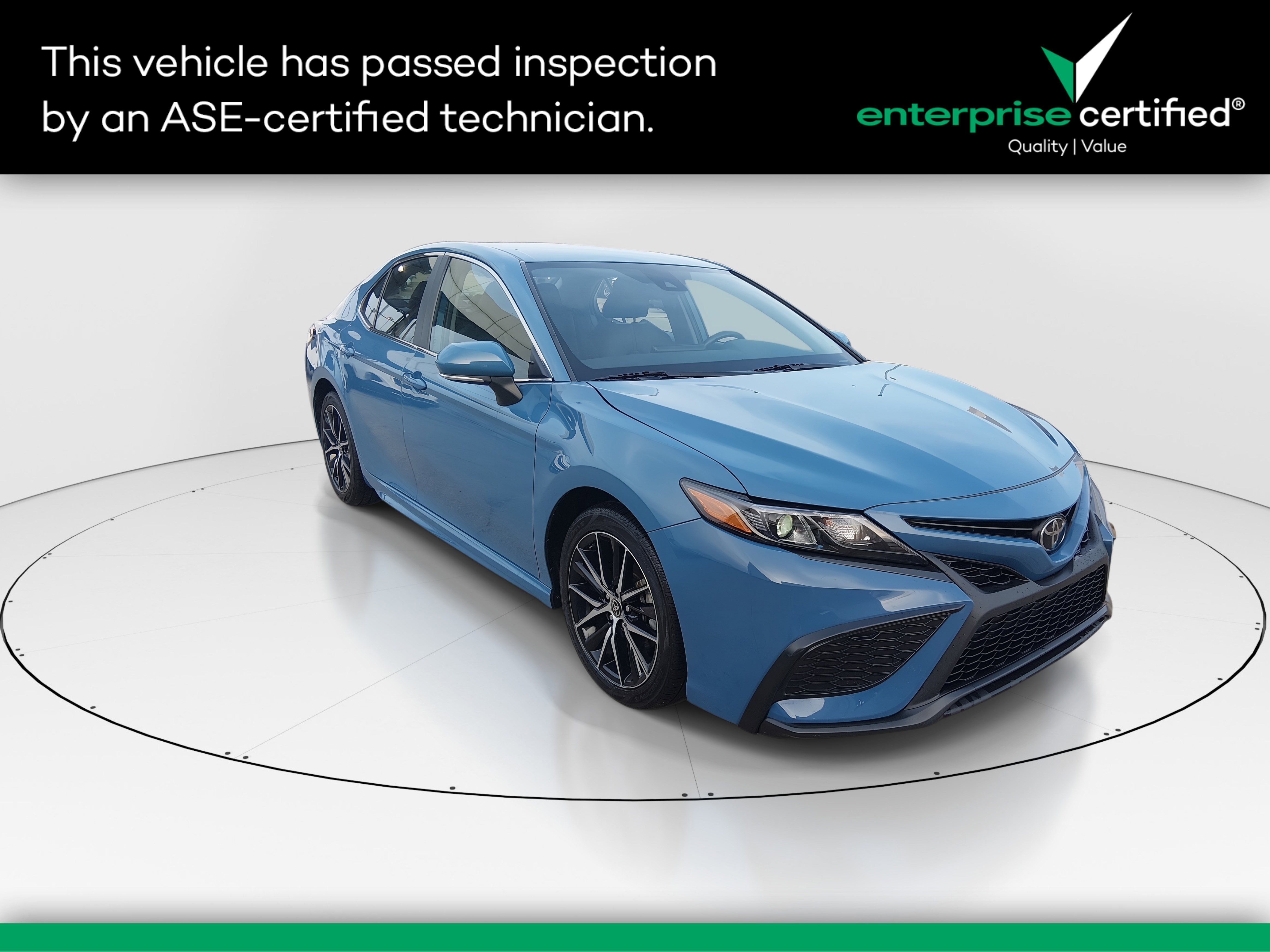 Used 2024 Toyota Camry SE Auto