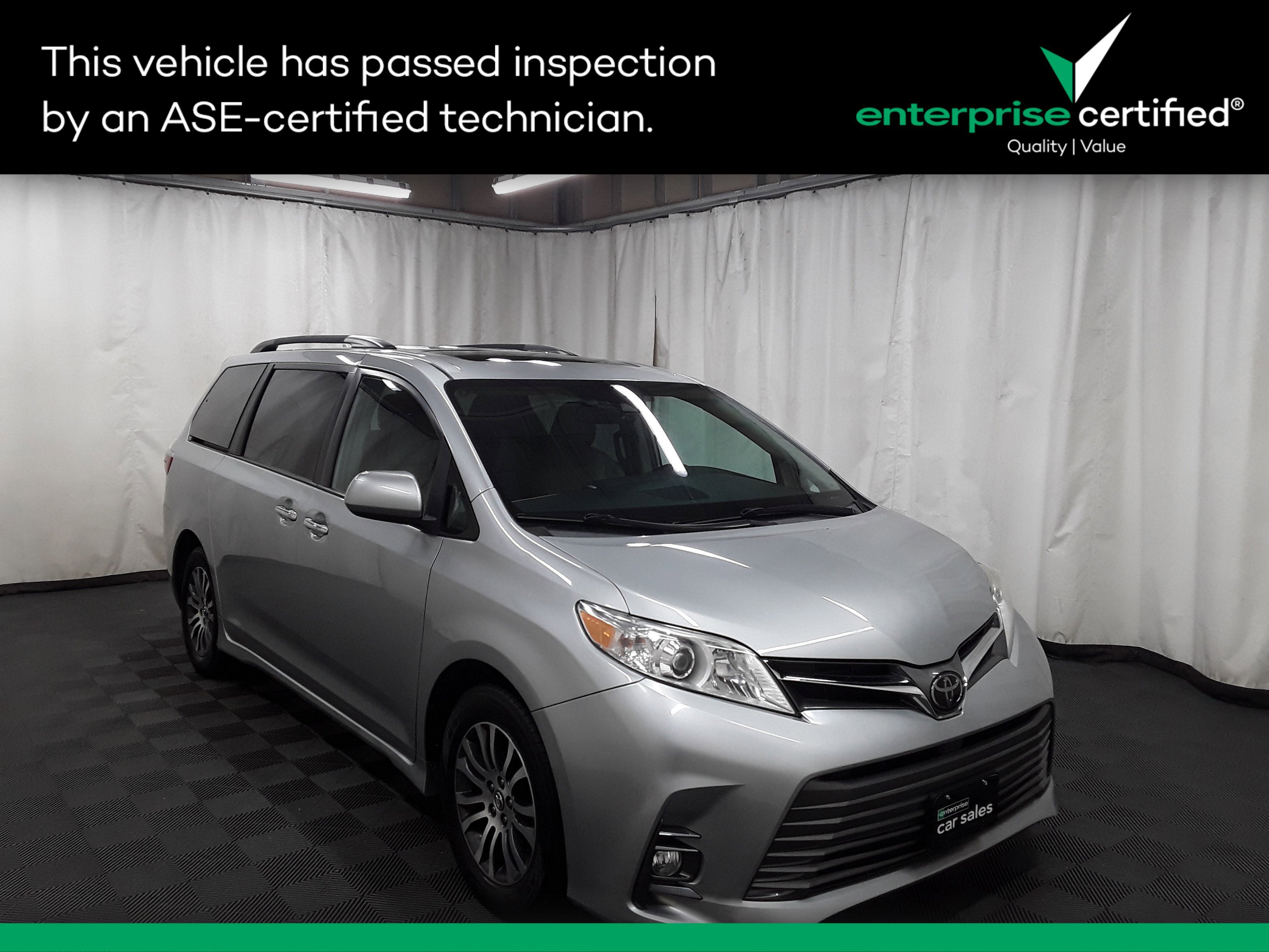 2019 Toyota Sienna XLE FWD 8-Passenger