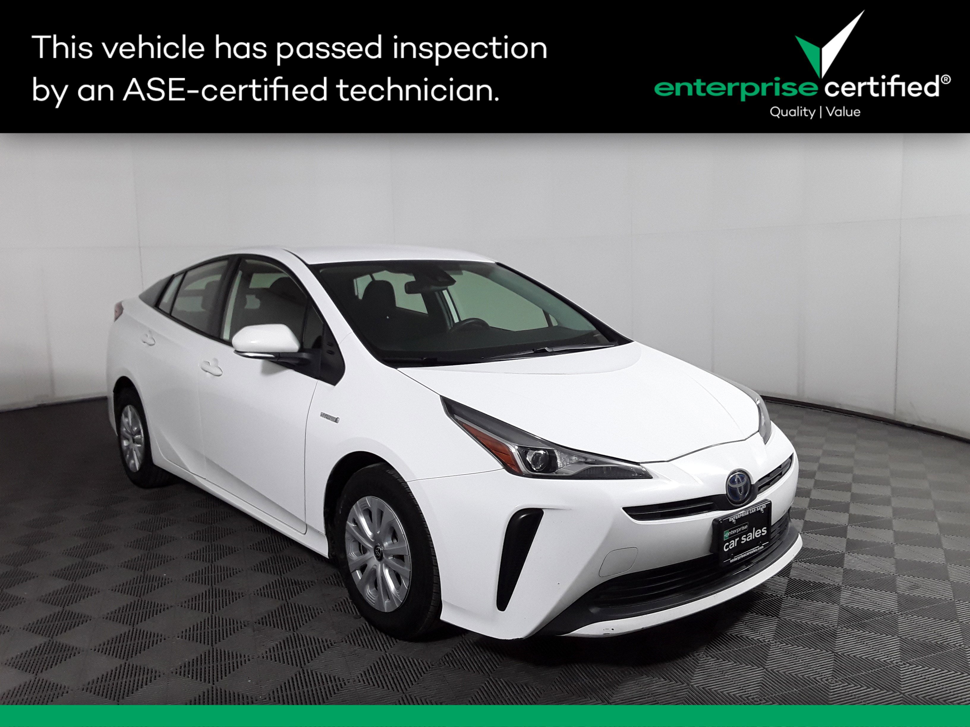 2021 Toyota Prius LE